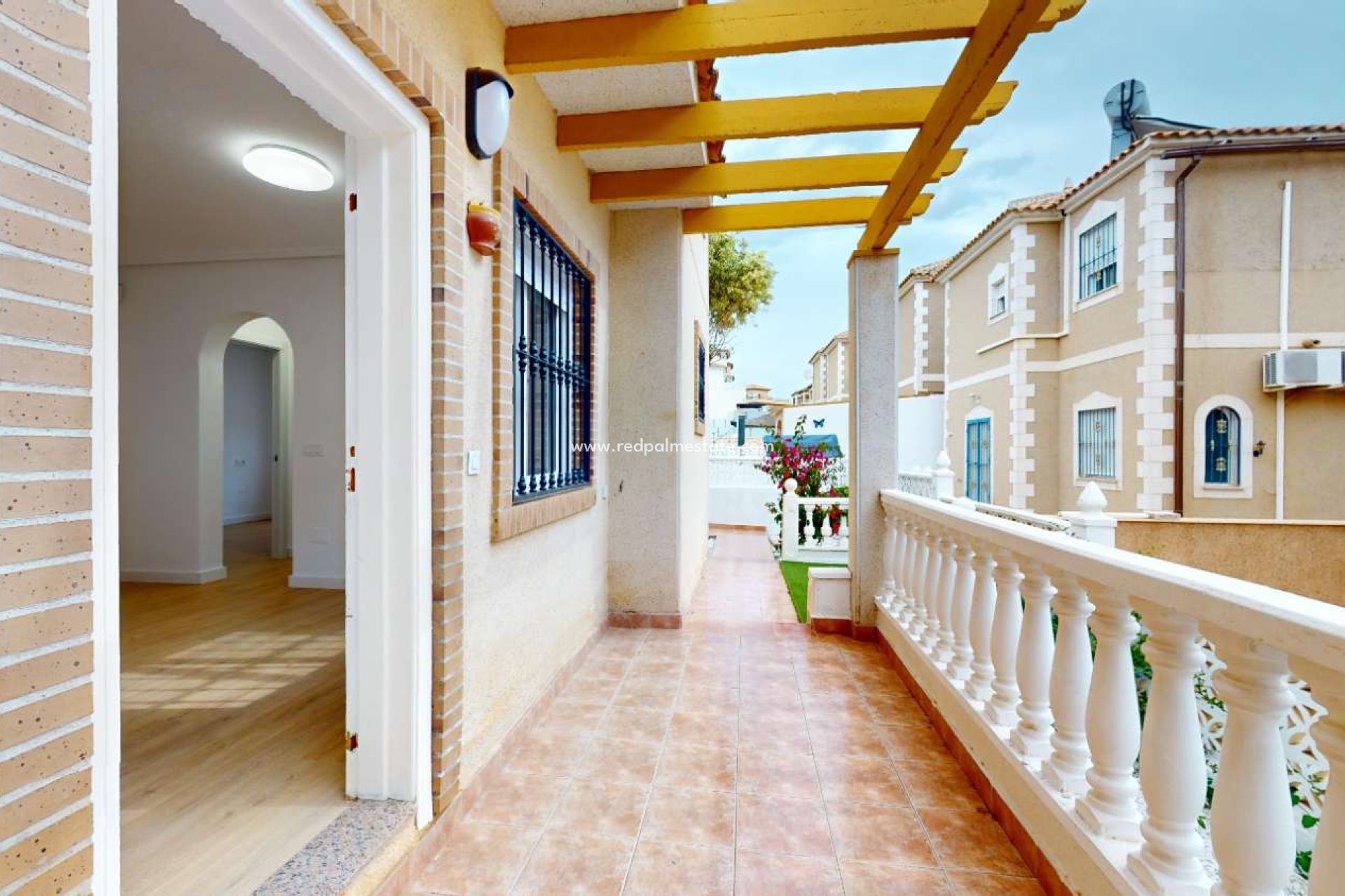 Resale - Bungalow -
Orihuela - Inland