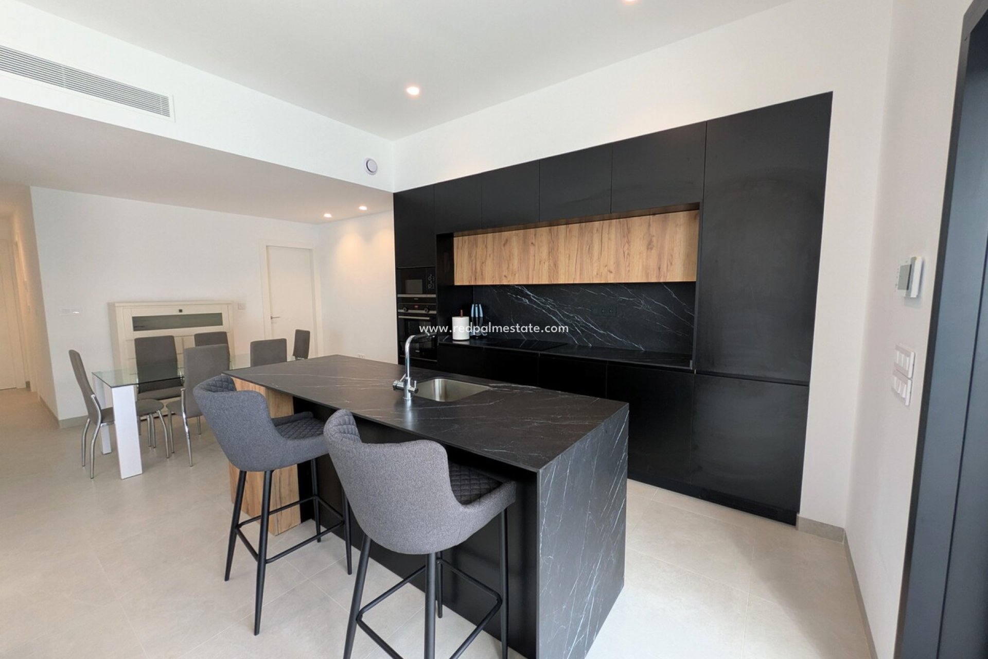 Resale - Bungalow -
Pilar de la Horadada - Costa Blanca