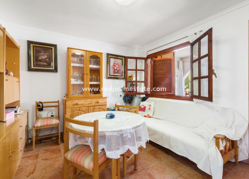 Resale - Bungalow -
Pilar de la Horadada - Mil Palmeras