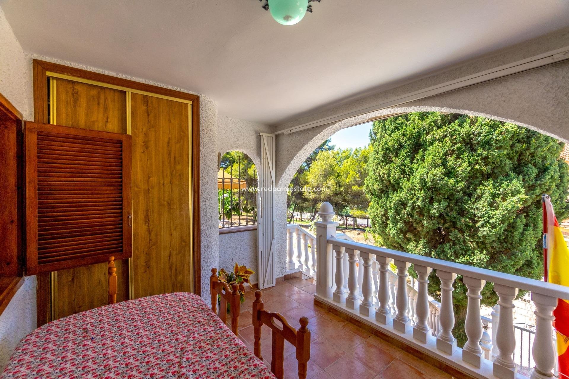 Resale - Bungalow -
Pilar de la Horadada - Mil Palmeras