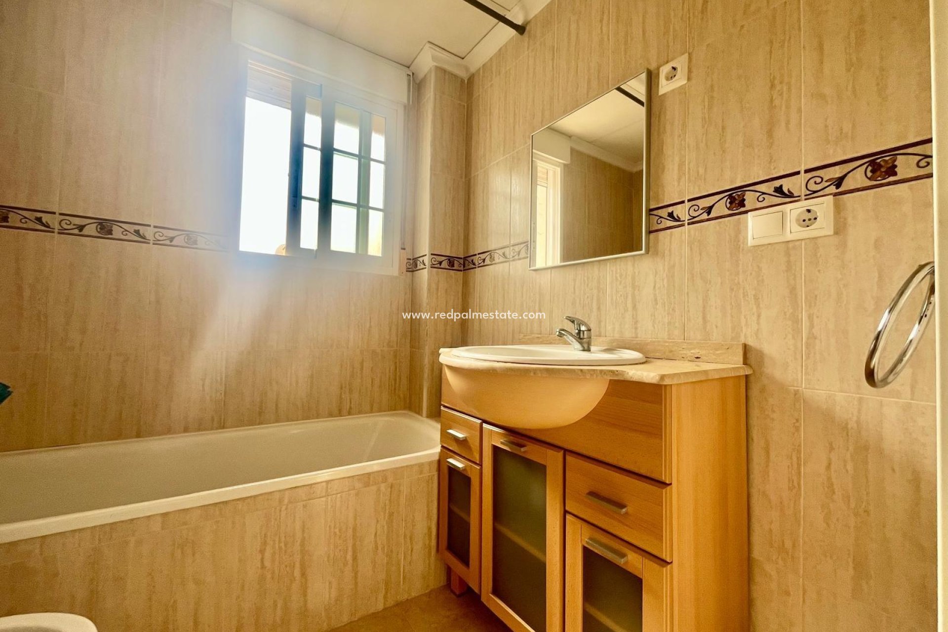 Resale - Bungalow -
San Fulgencio - La Marina