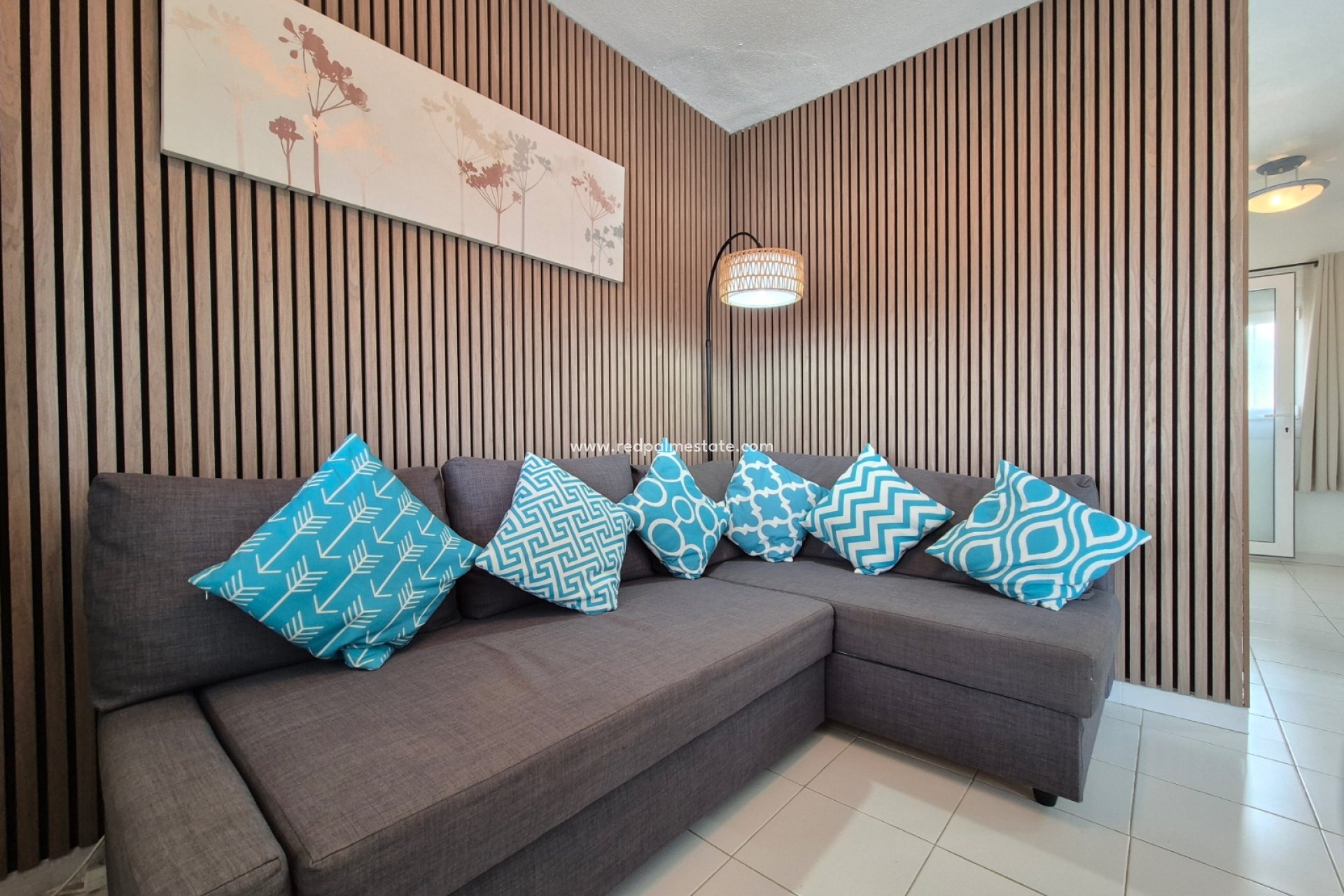 Resale - Bungalow -
San Miguel de Salinas - Inland