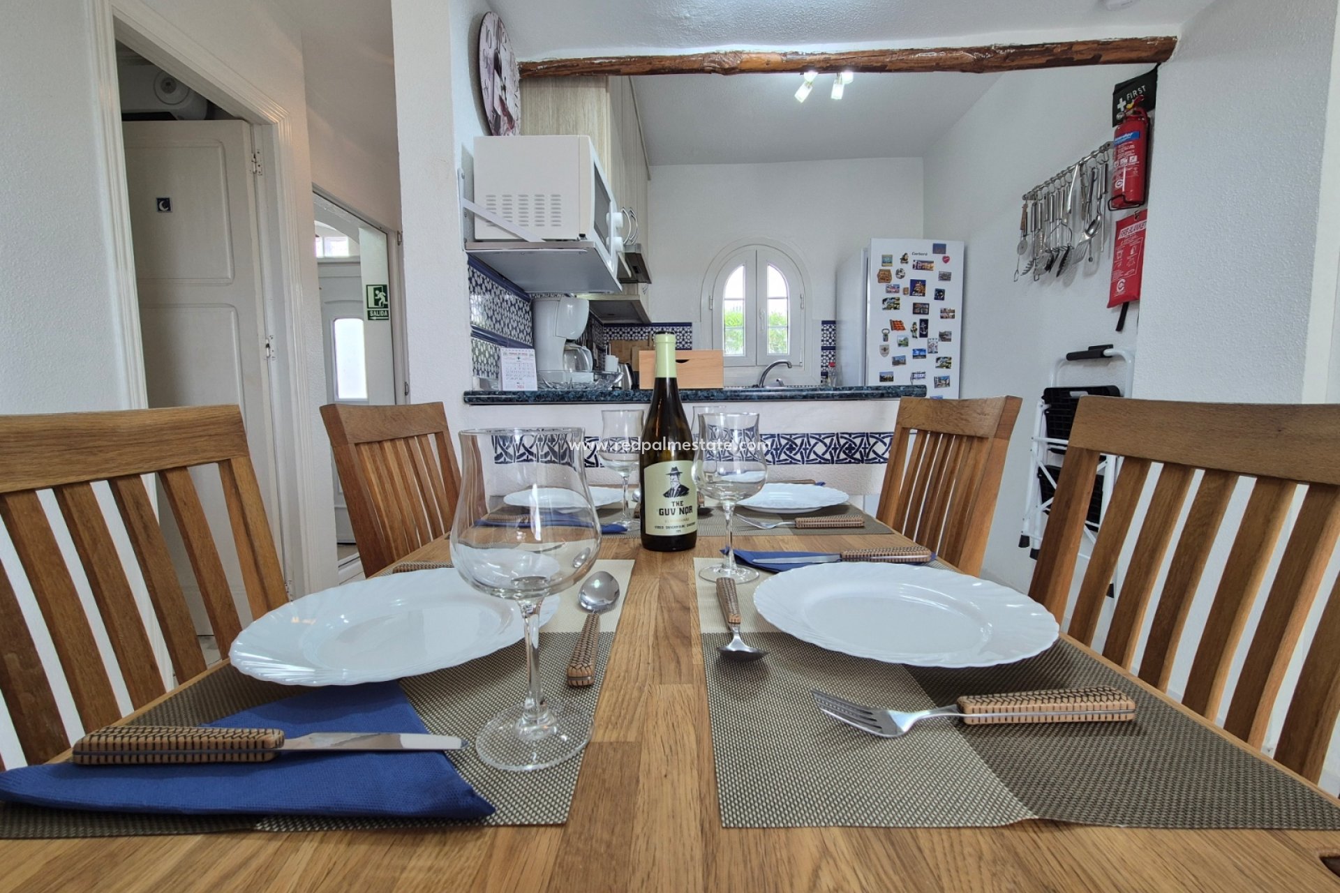 Resale - Bungalow -
San Miguel de Salinas - Inland