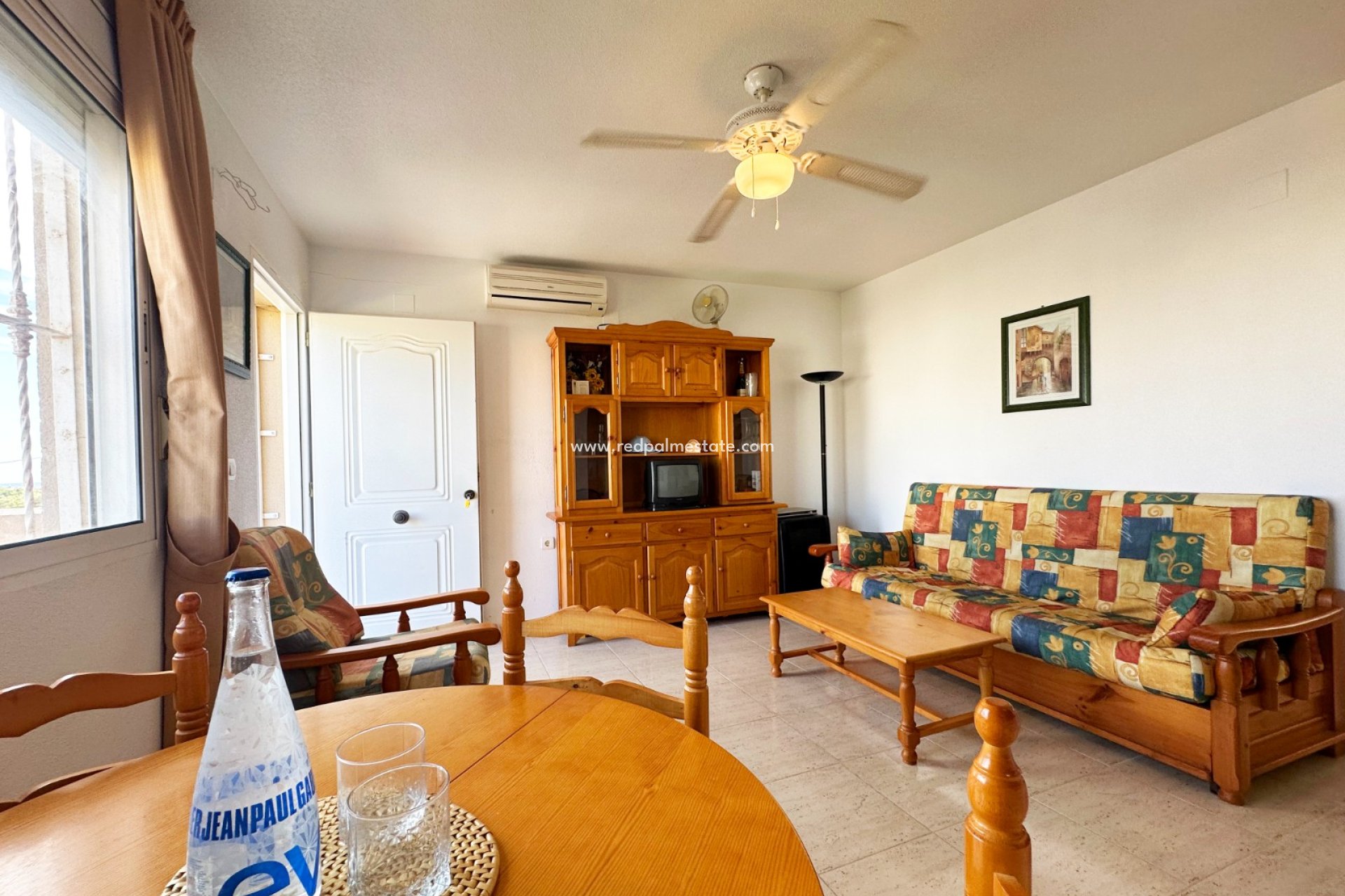 Resale - Bungalow -
San Miguel de Salinas - Inland