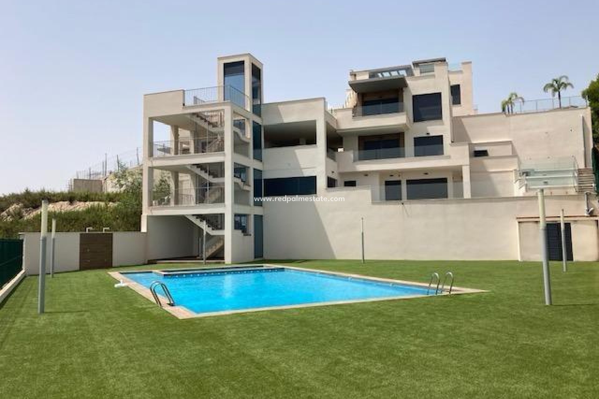 Resale - Bungalow -
San Miguel de Salinas - Las Colinas Golf