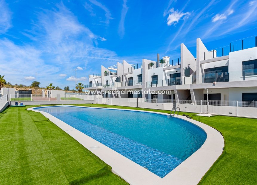 Resale - Bungalow -
San Miguel de Salinas - San Miguel Salinas