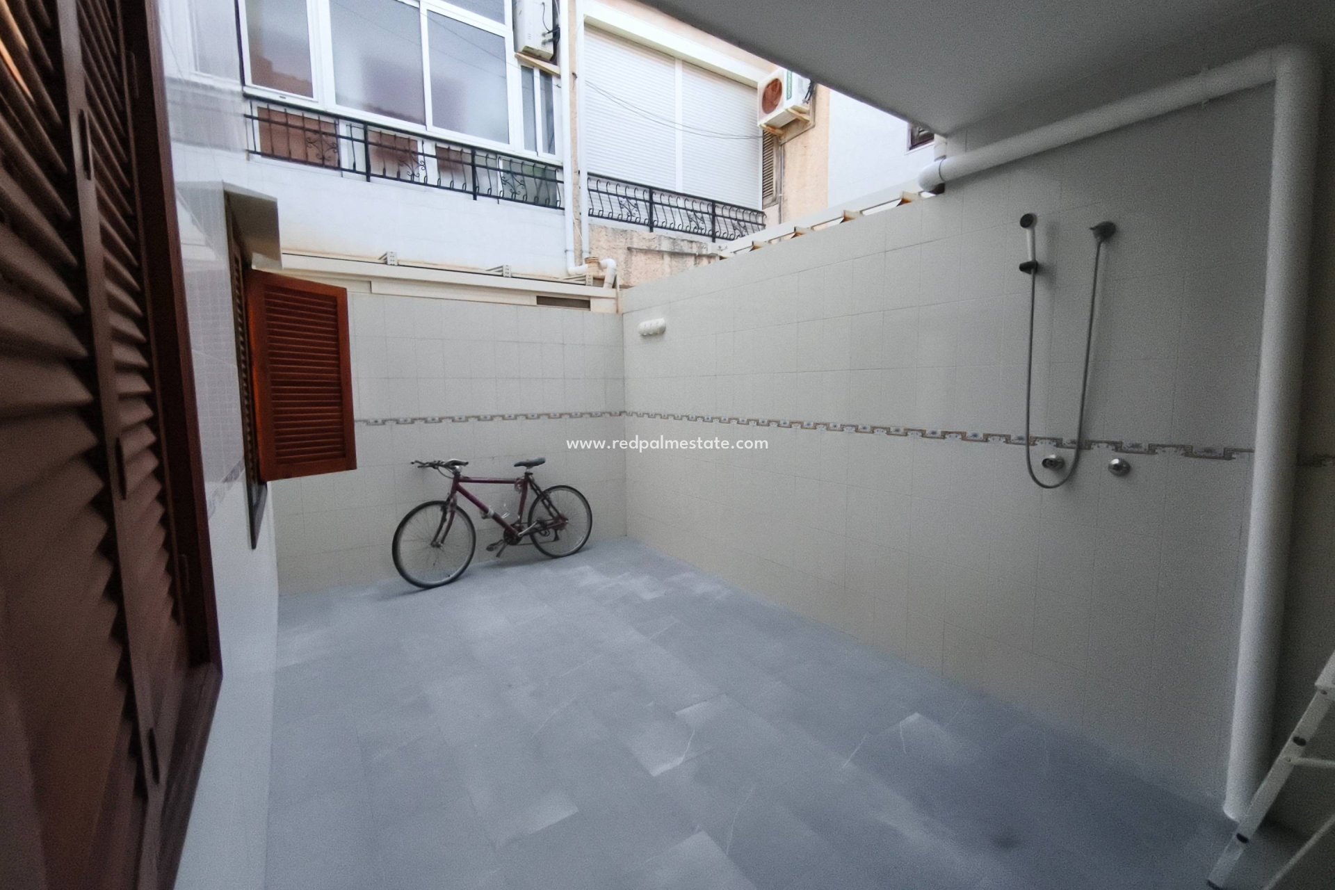 Resale - Bungalow -
San Pedro del Pinatar - Lo pagan