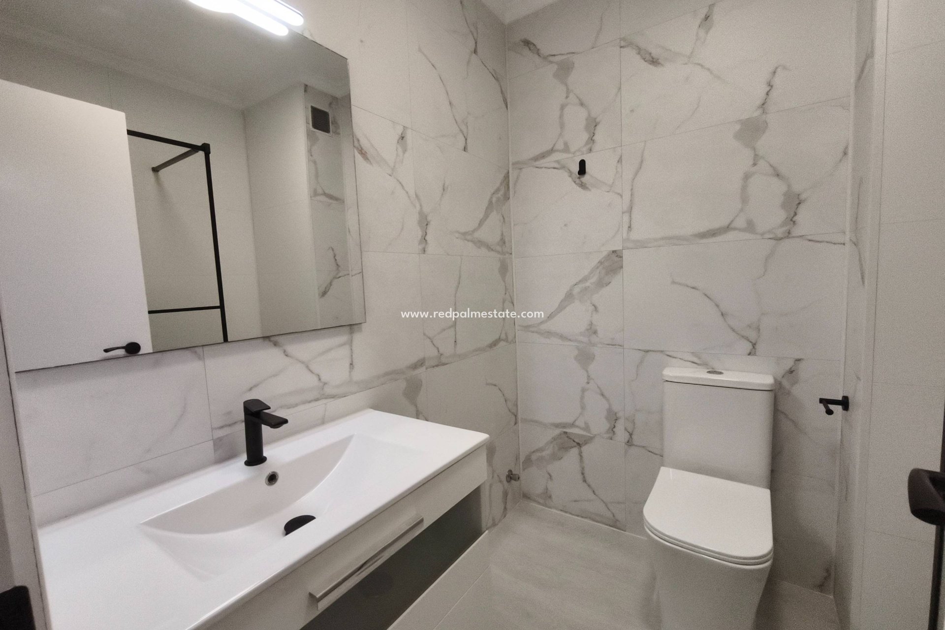 Resale - Bungalow -
San Pedro del Pinatar - Lo pagan