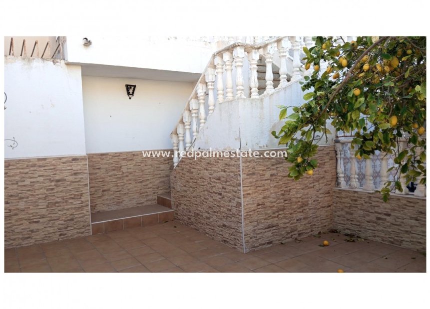 Resale - Bungalow -
San Pedro del Pinatar