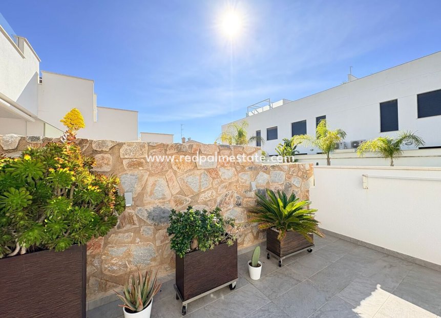 Resale - Bungalow -
Torre de la Horadada - Porto Marina