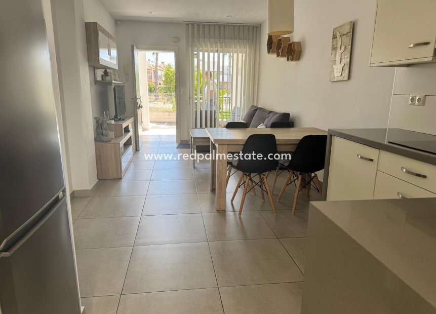 Resale - Bungalow -
Torrevieja - Aguas Nueva