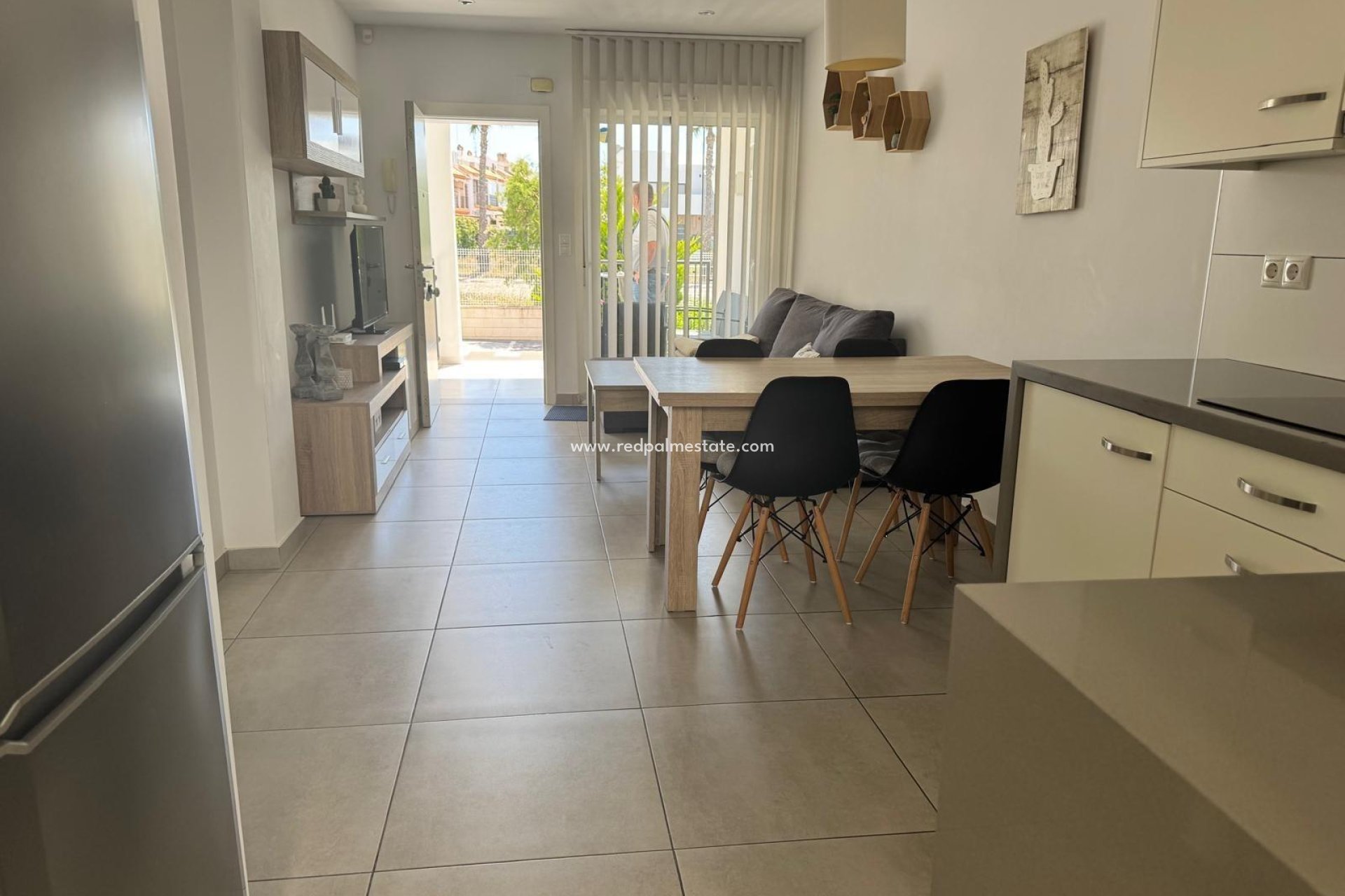 Resale - Bungalow -
Torrevieja - Aguas Nueva