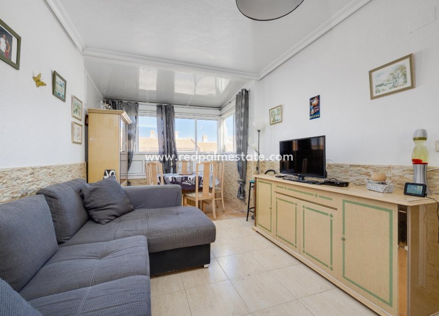 Resale - Bungalow -
Torrevieja - Aguas Nueva