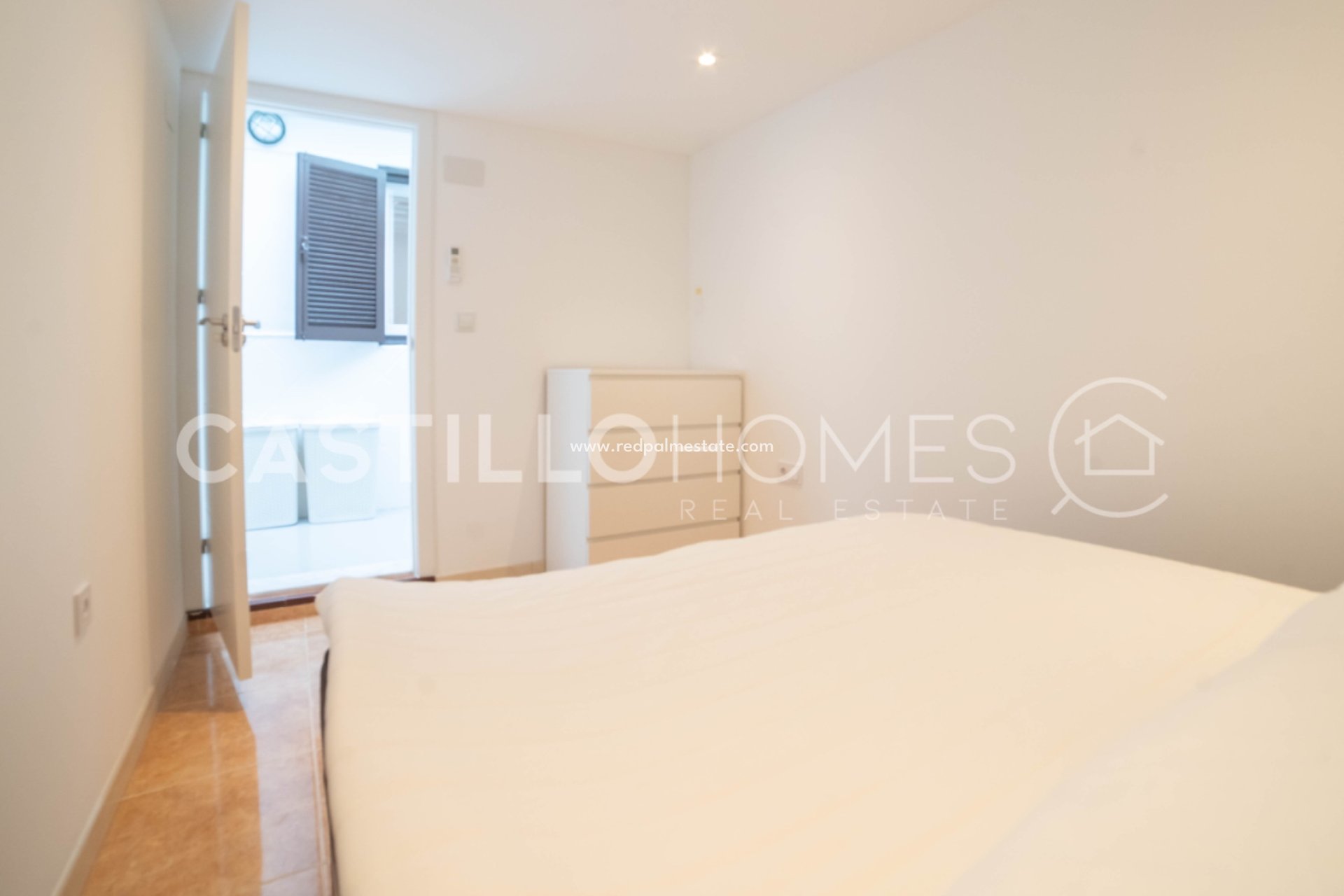 Resale - Bungalow -
Torrevieja - Aguas Nueva