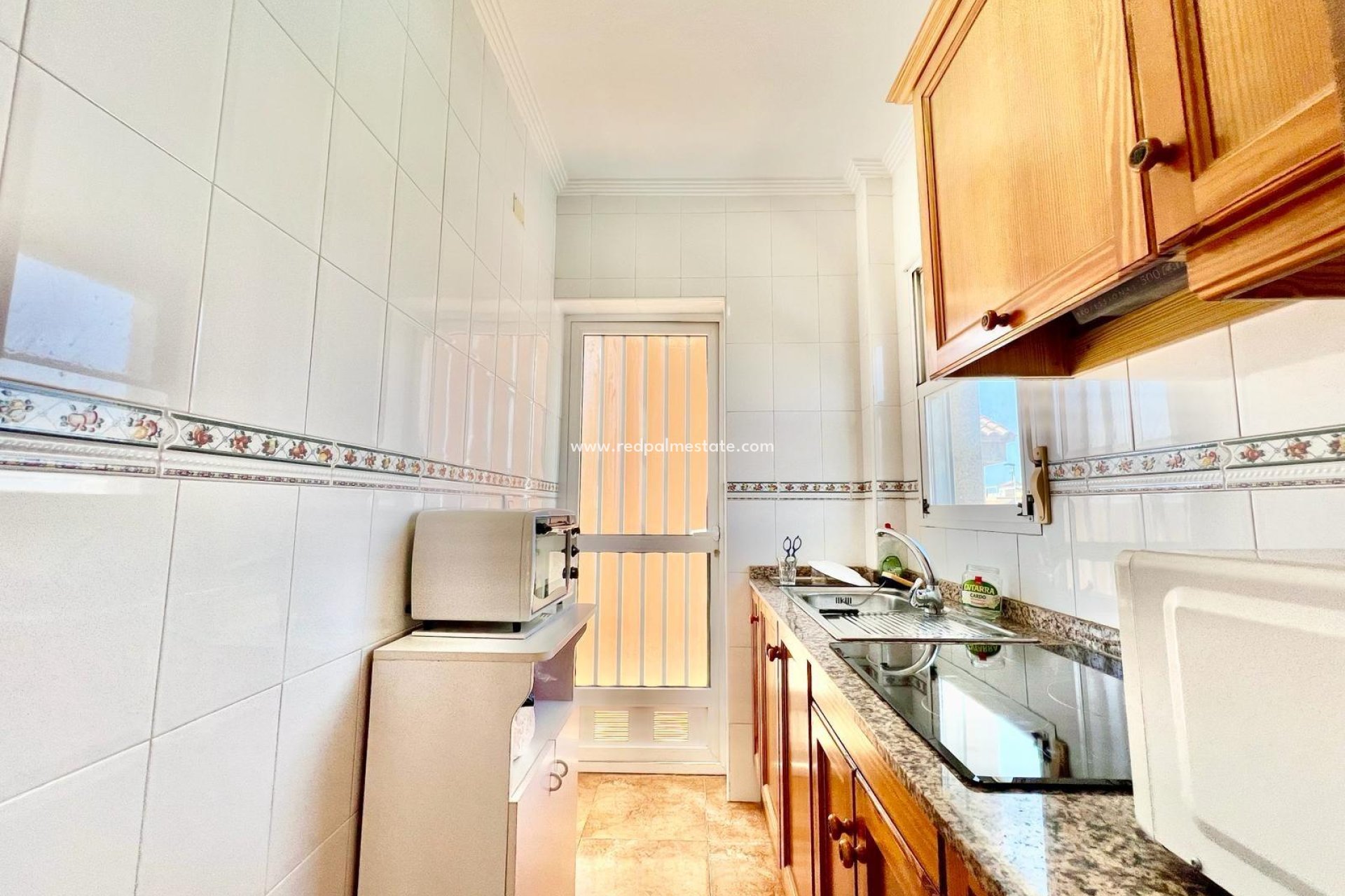 Resale - Bungalow -
Torrevieja - Centro Torrevieja