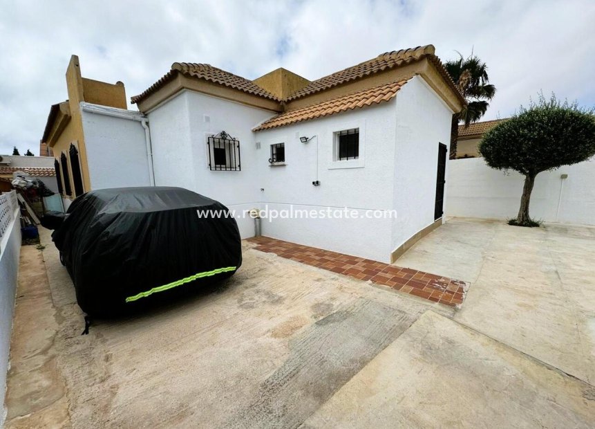 Resale - Bungalow -
Torrevieja - Costa Blanca