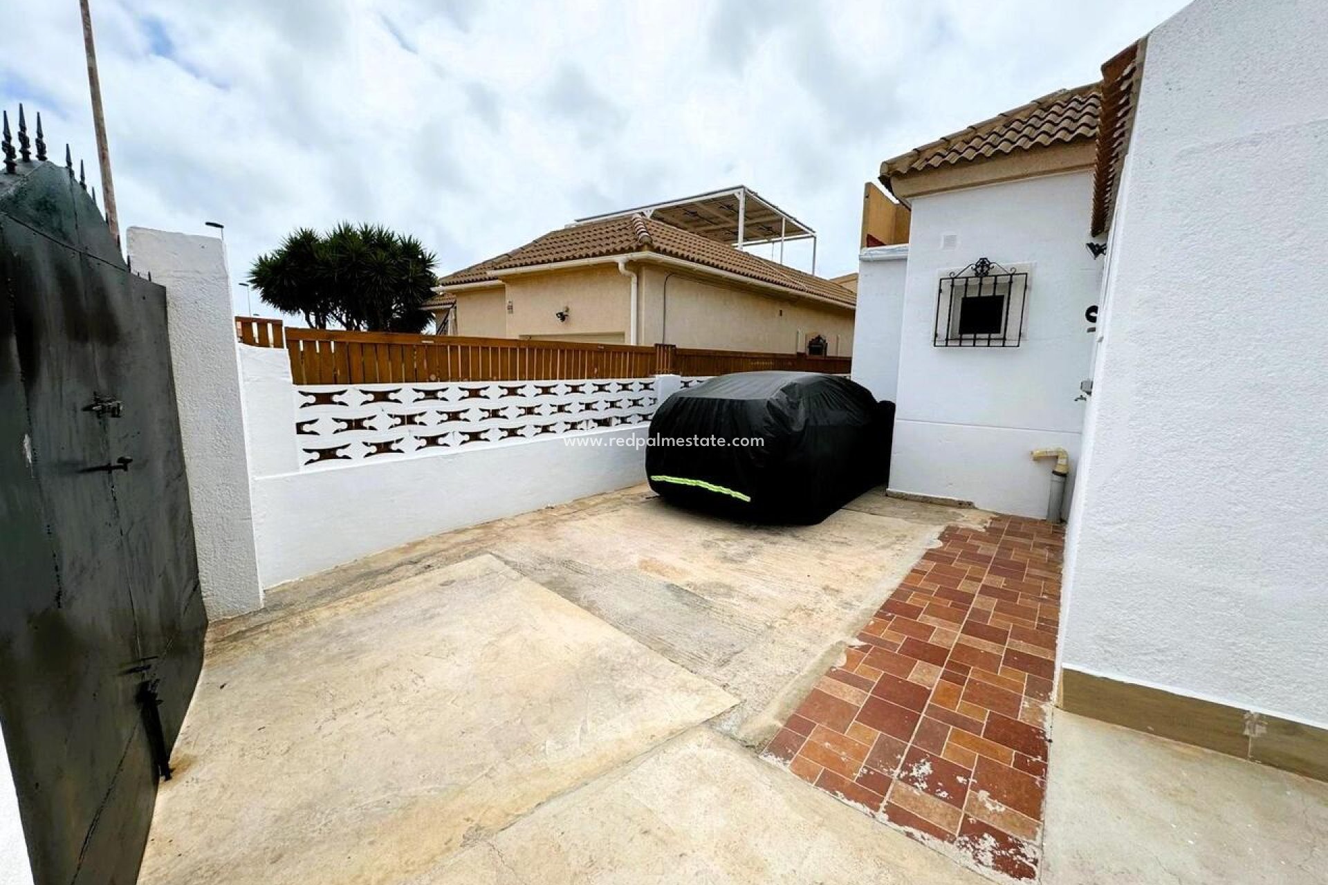 Resale - Bungalow -
Torrevieja - Costa Blanca