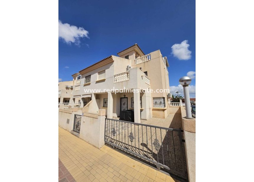 Resale - Bungalow -
Torrevieja - Costa Blanca