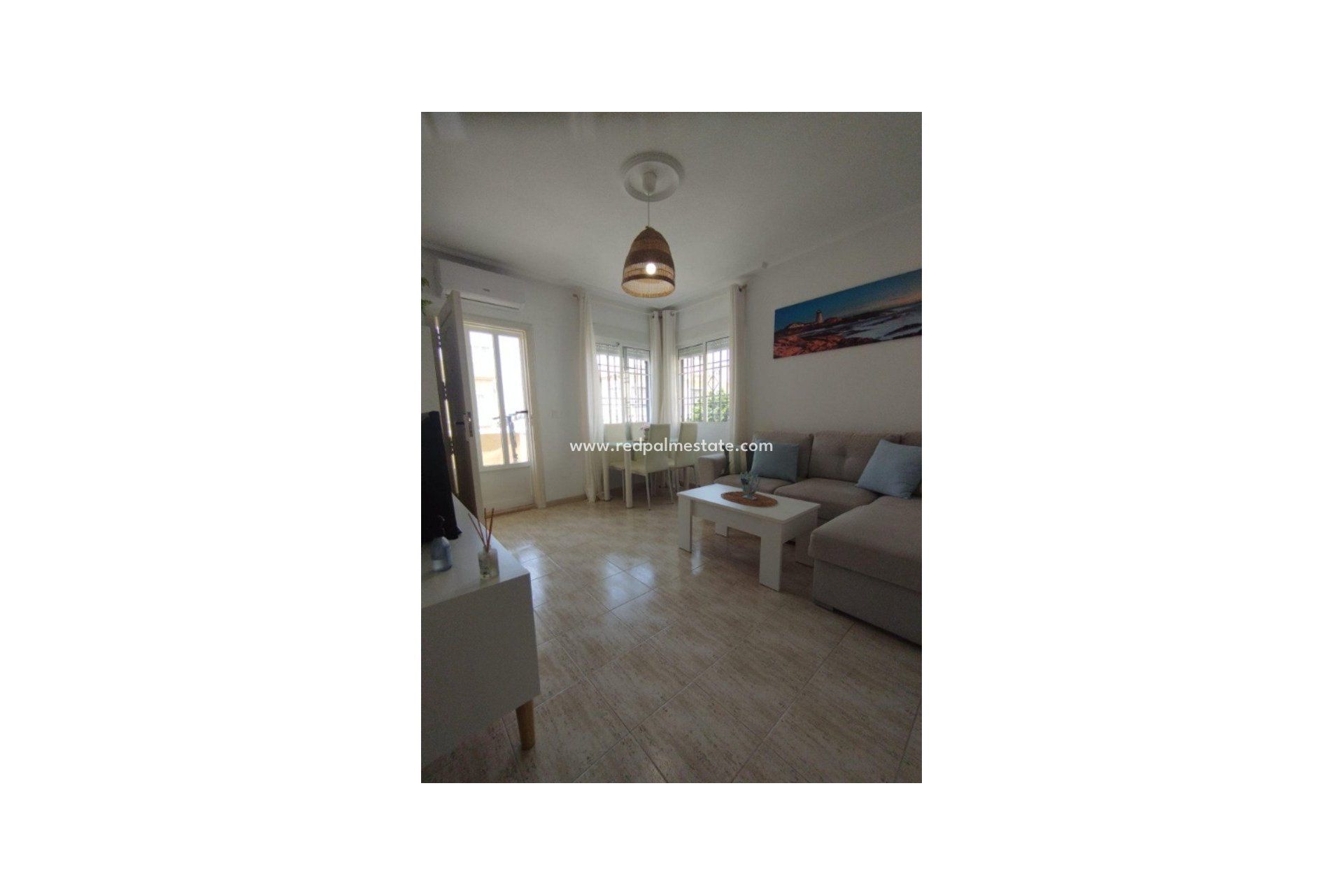 Resale - Bungalow -
Torrevieja - Costa Blanca