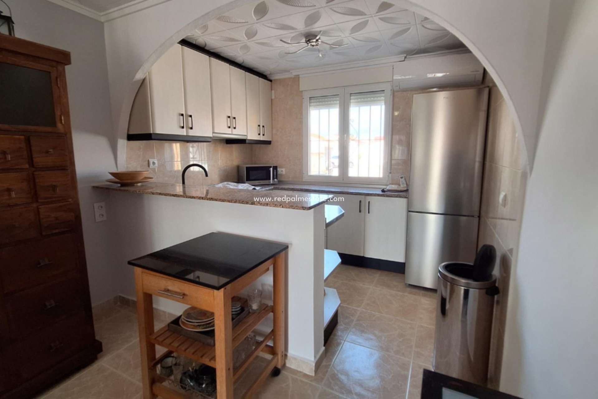 Resale - Bungalow -
Torrevieja - Costa Blanca