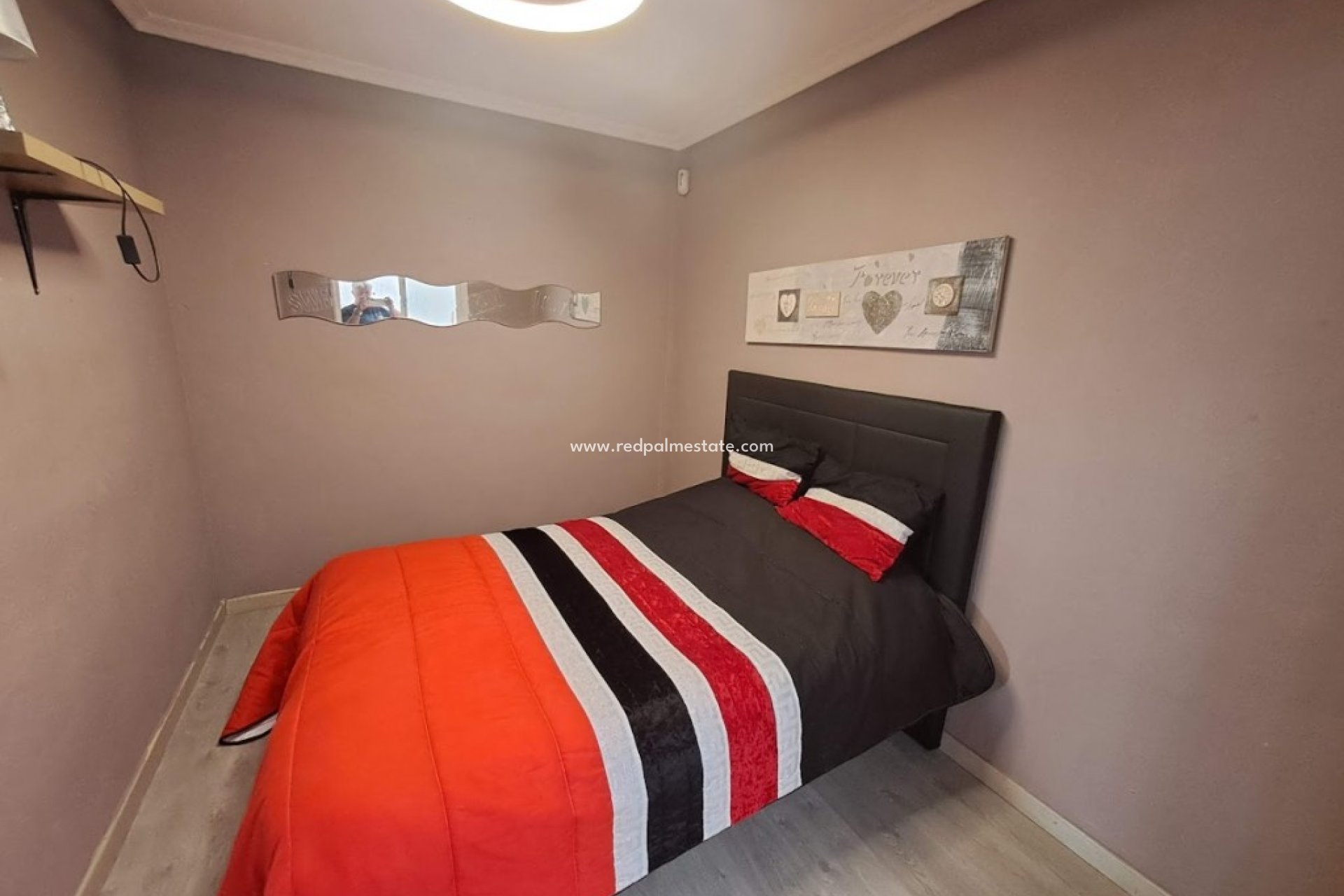 Resale - Bungalow -
Torrevieja - Costa Blanca