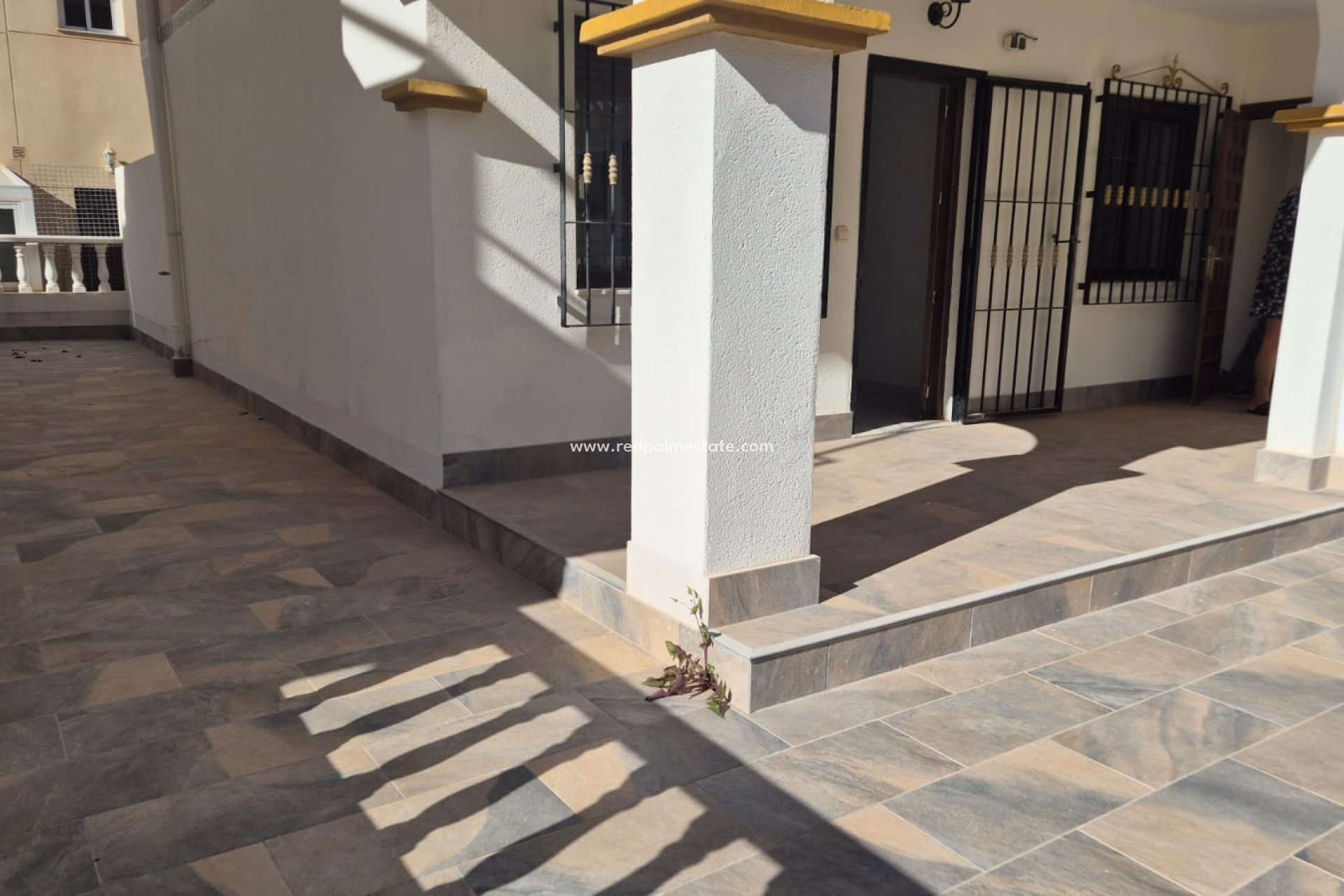 Resale - Bungalow -
Torrevieja - Costa Blanca