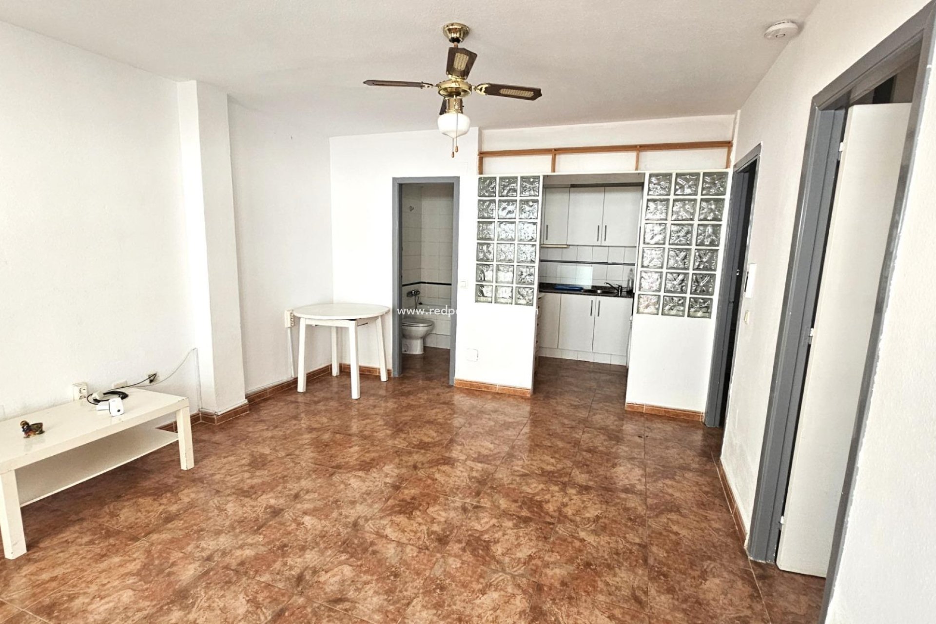Resale - Bungalow -
Torrevieja - Doña ines