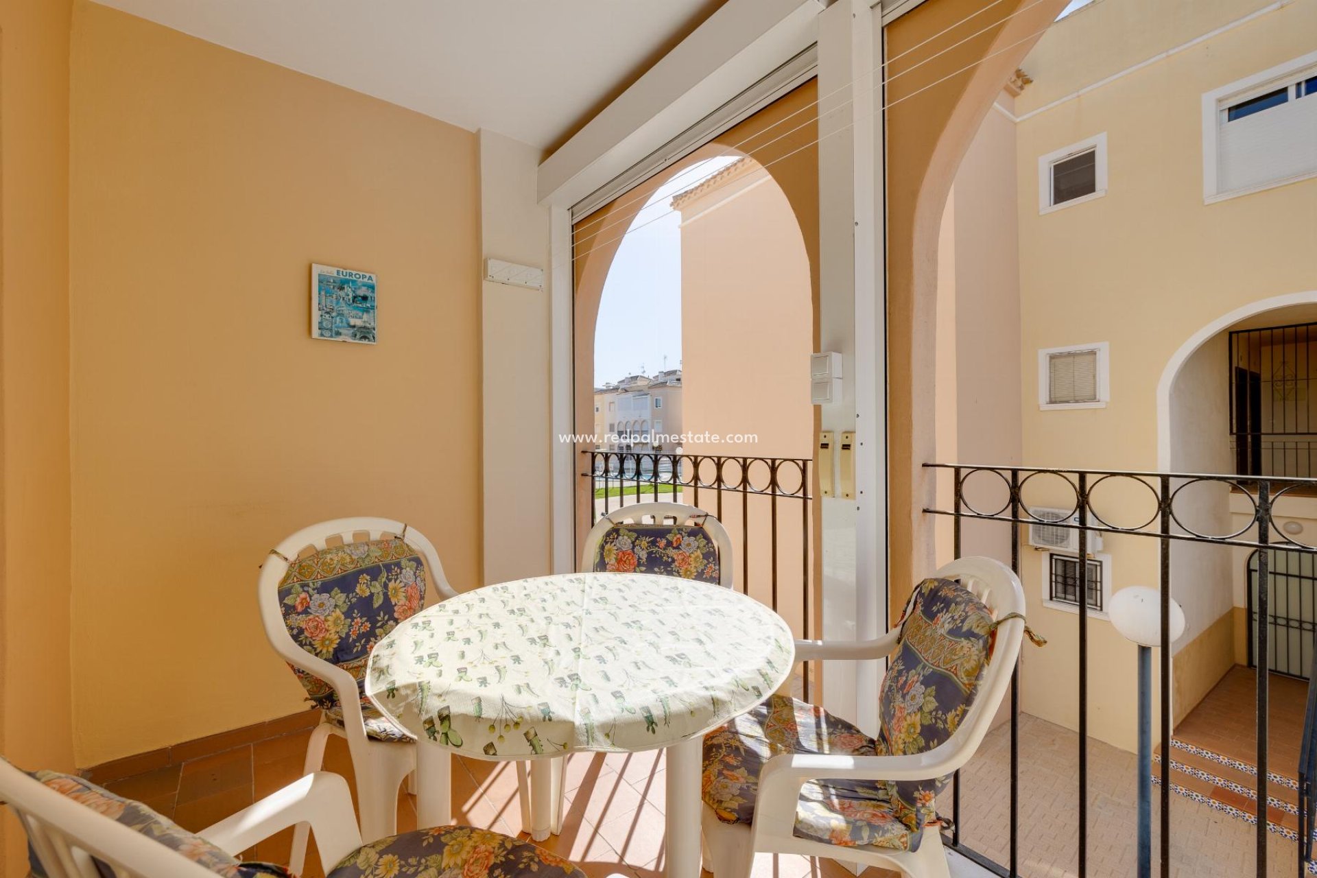 Resale - Bungalow -
Torrevieja - El Acequión - Los Náufragos