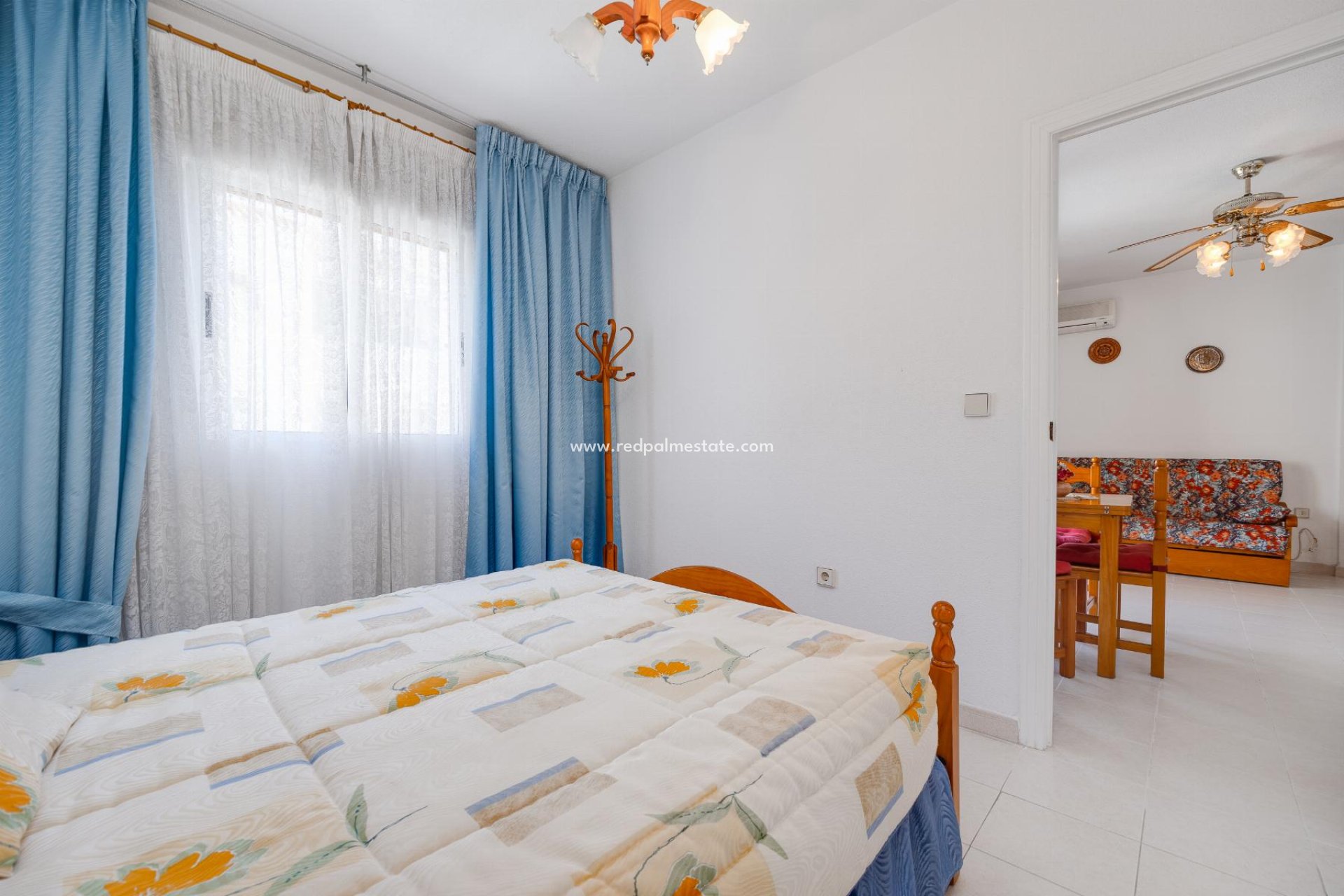 Resale - Bungalow -
Torrevieja - El Acequión - Los Náufragos