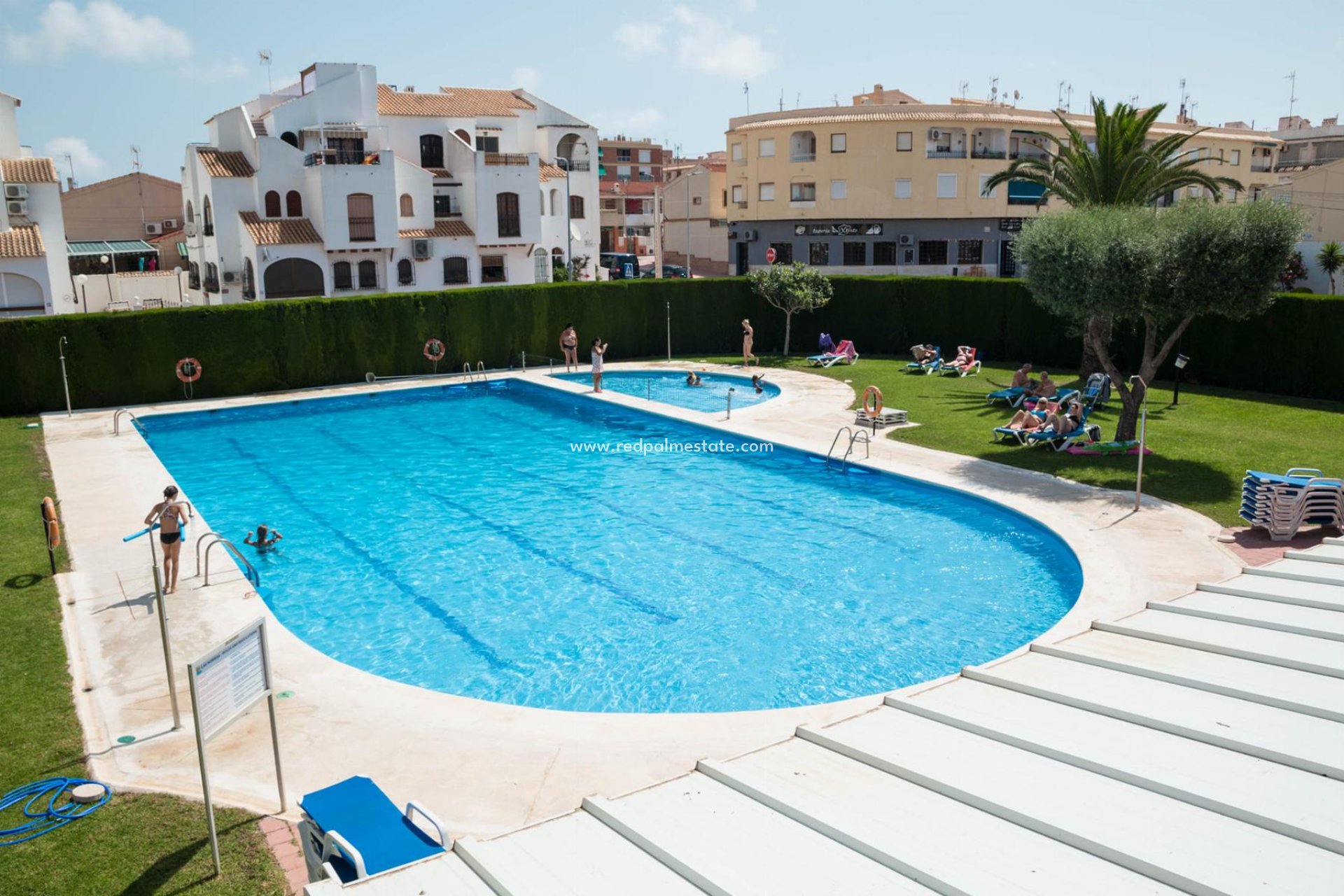 Resale - Bungalow -
Torrevieja - El Acequión - Los Náufragos