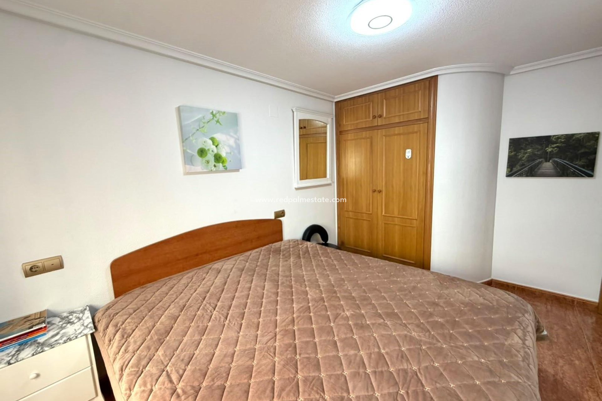 Resale - Bungalow -
Torrevieja - La Mata