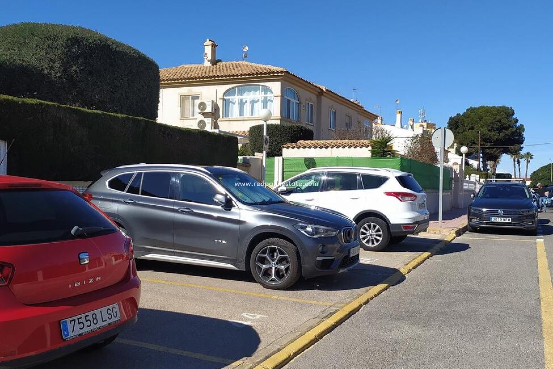 Resale - Bungalow -
Torrevieja - La Mata