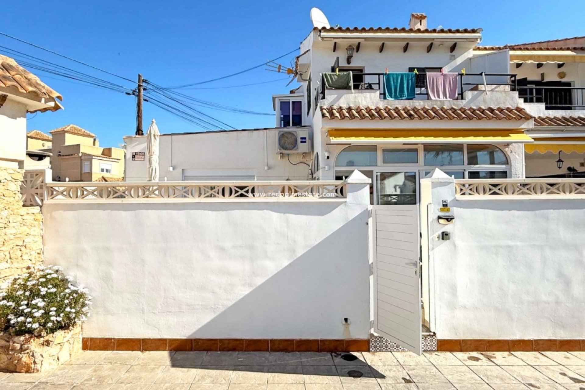 Resale - Bungalow -
Torrevieja - La Mata