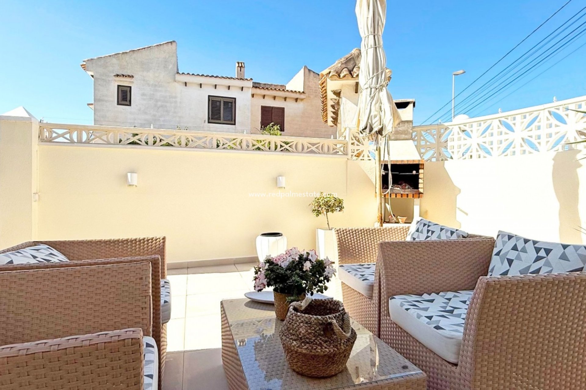 Resale - Bungalow -
Torrevieja - La Mata