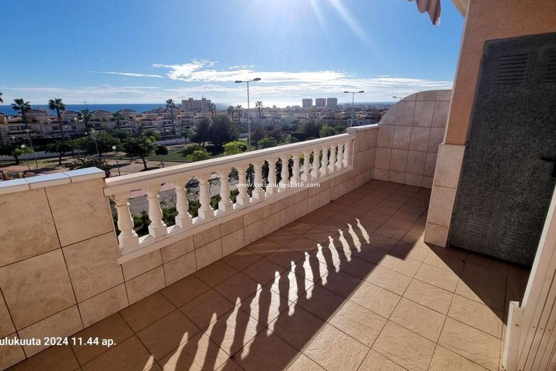 Resale - Bungalow -
Torrevieja - La Mata