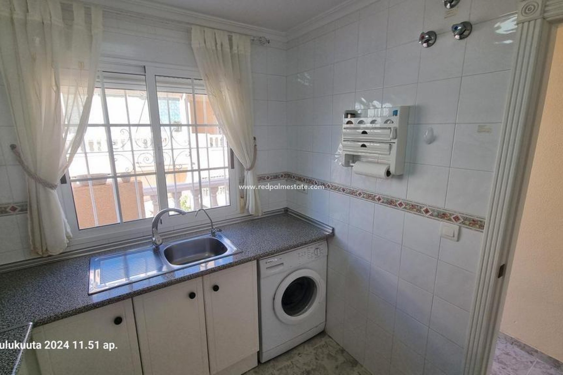 Resale - Bungalow -
Torrevieja - La Mata