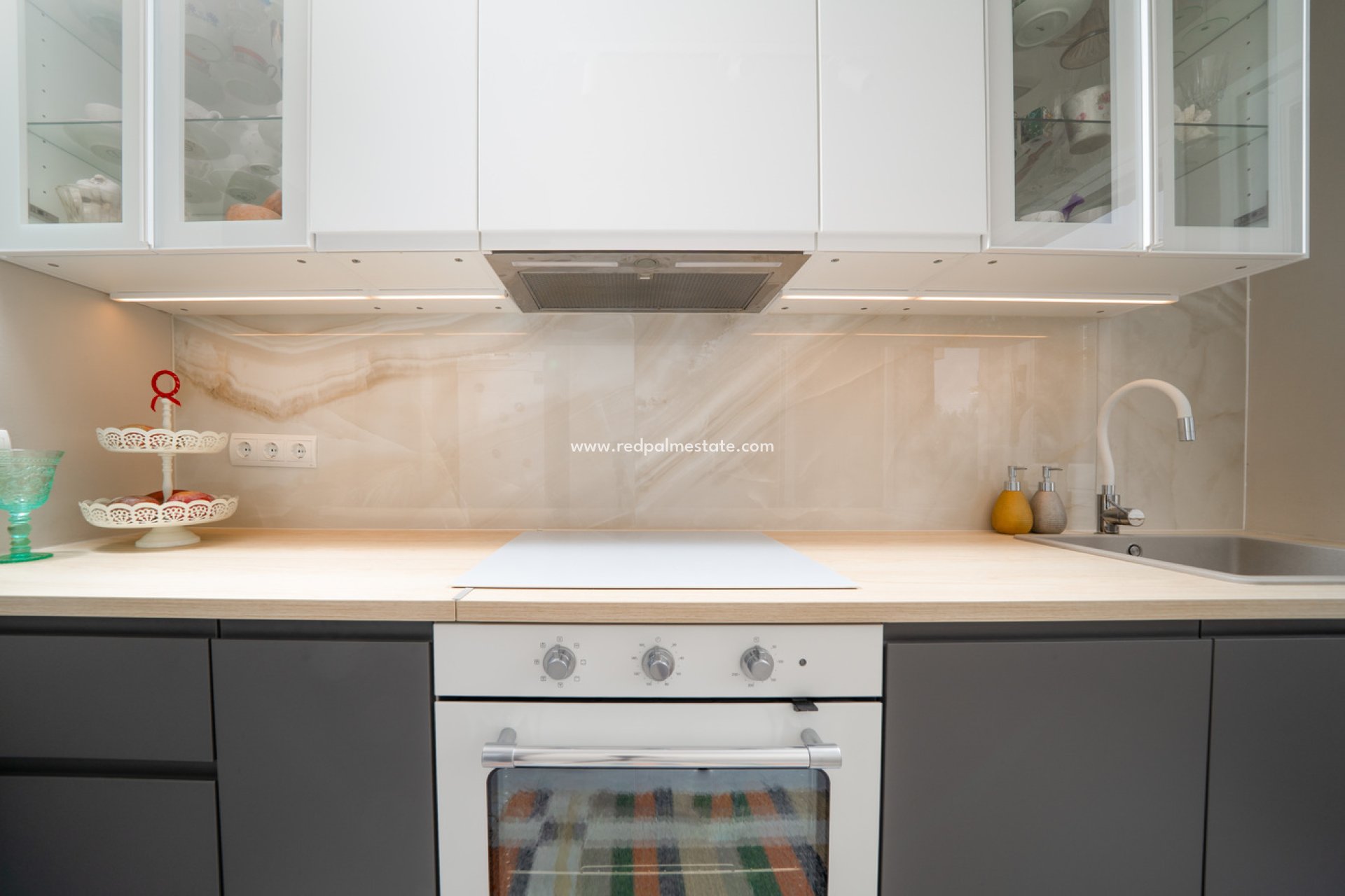 Resale - Bungalow -
Torrevieja - La Mata