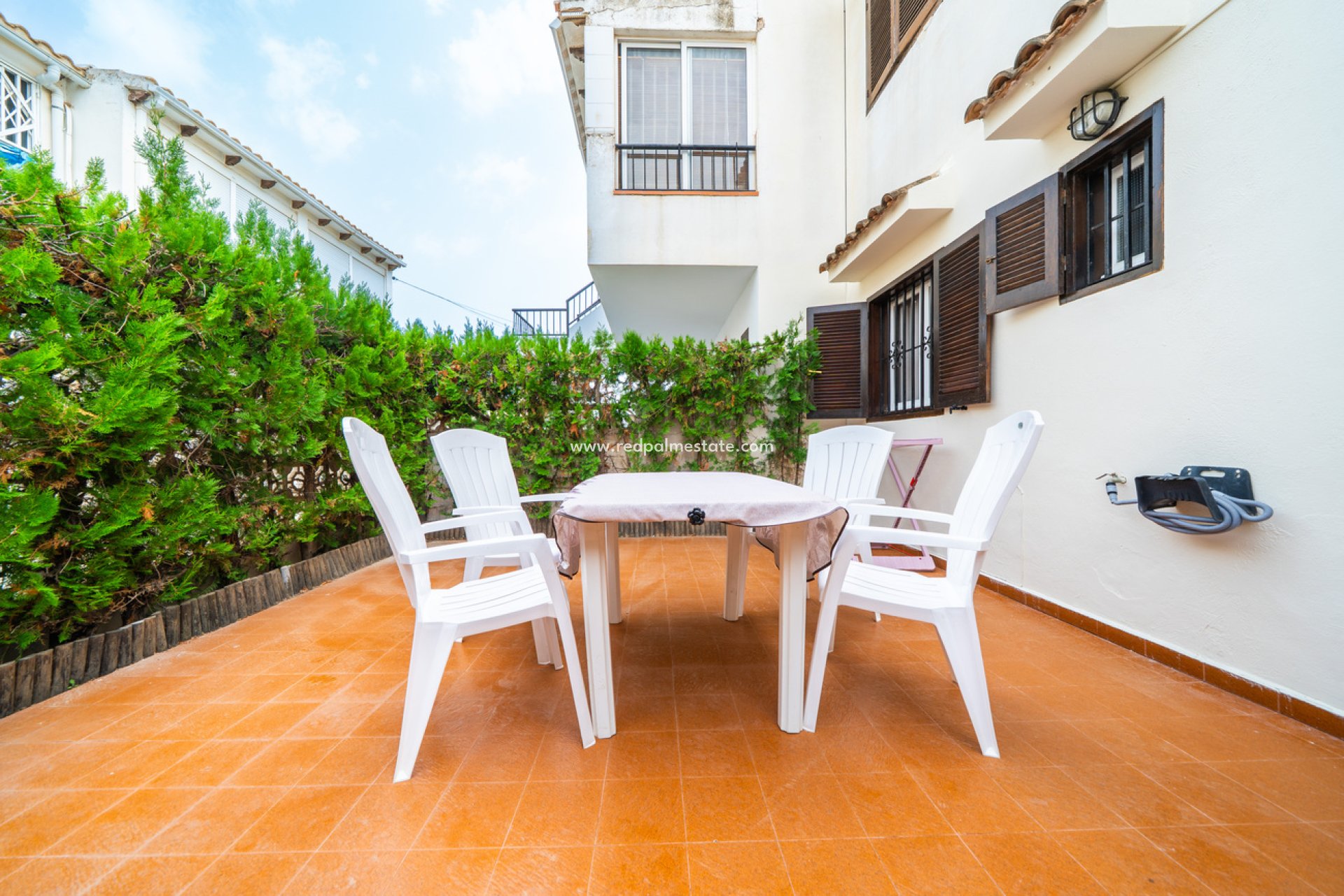 Resale - Bungalow -
Torrevieja - La Mata