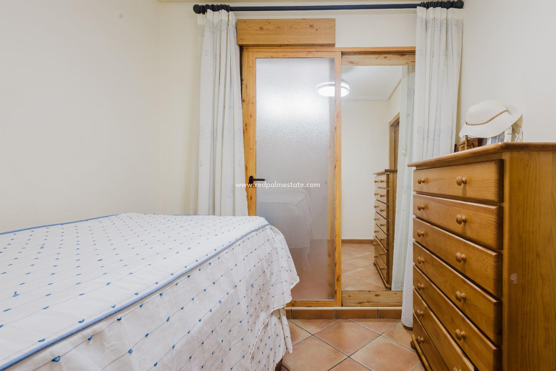 Resale - Bungalow -
Torrevieja - La Mata