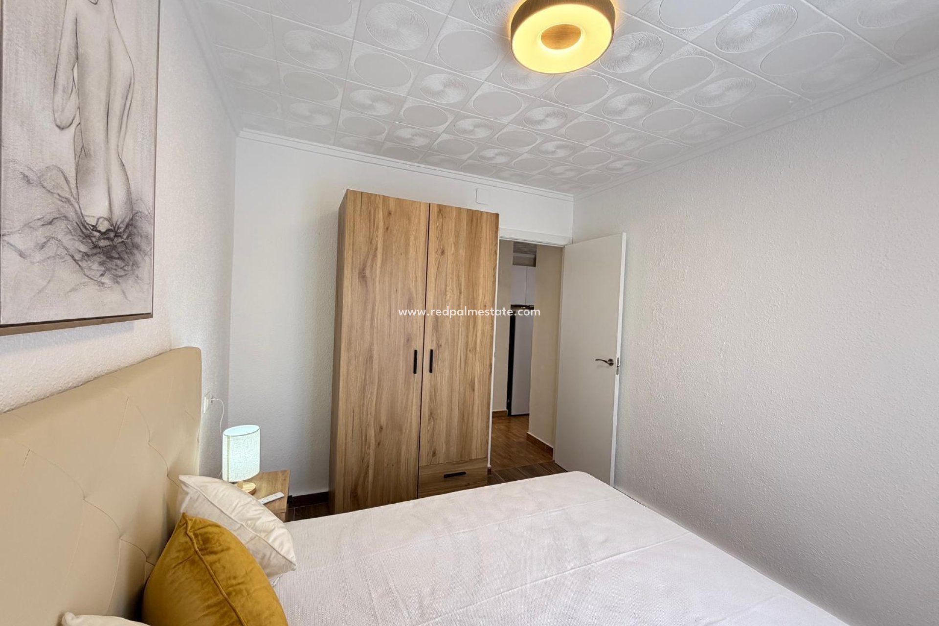Resale - Bungalow -
Torrevieja - La Siesta - El Salado -  Torreta