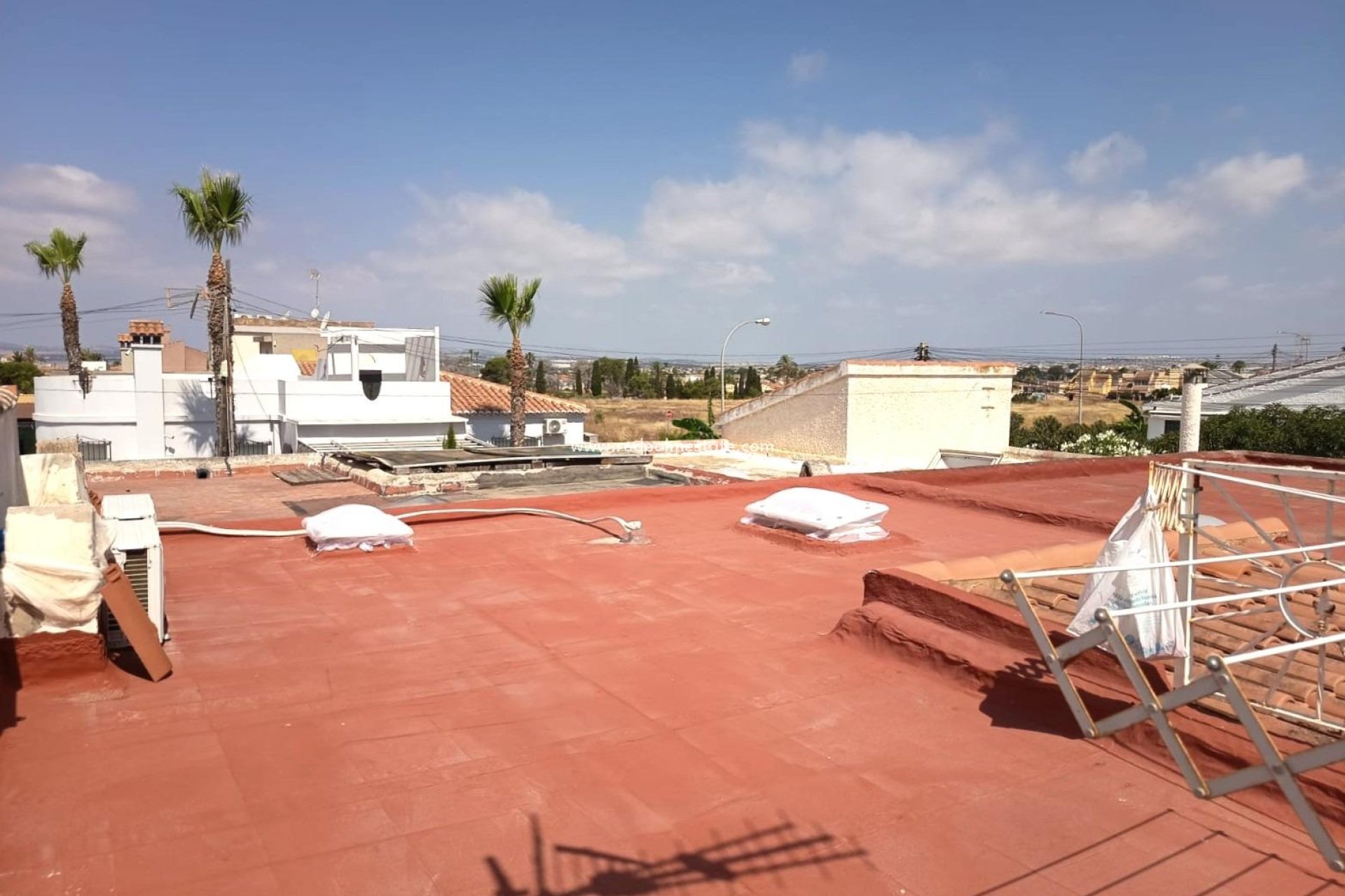 Resale - Bungalow -
Torrevieja - La Siesta - El Salado - Torreta