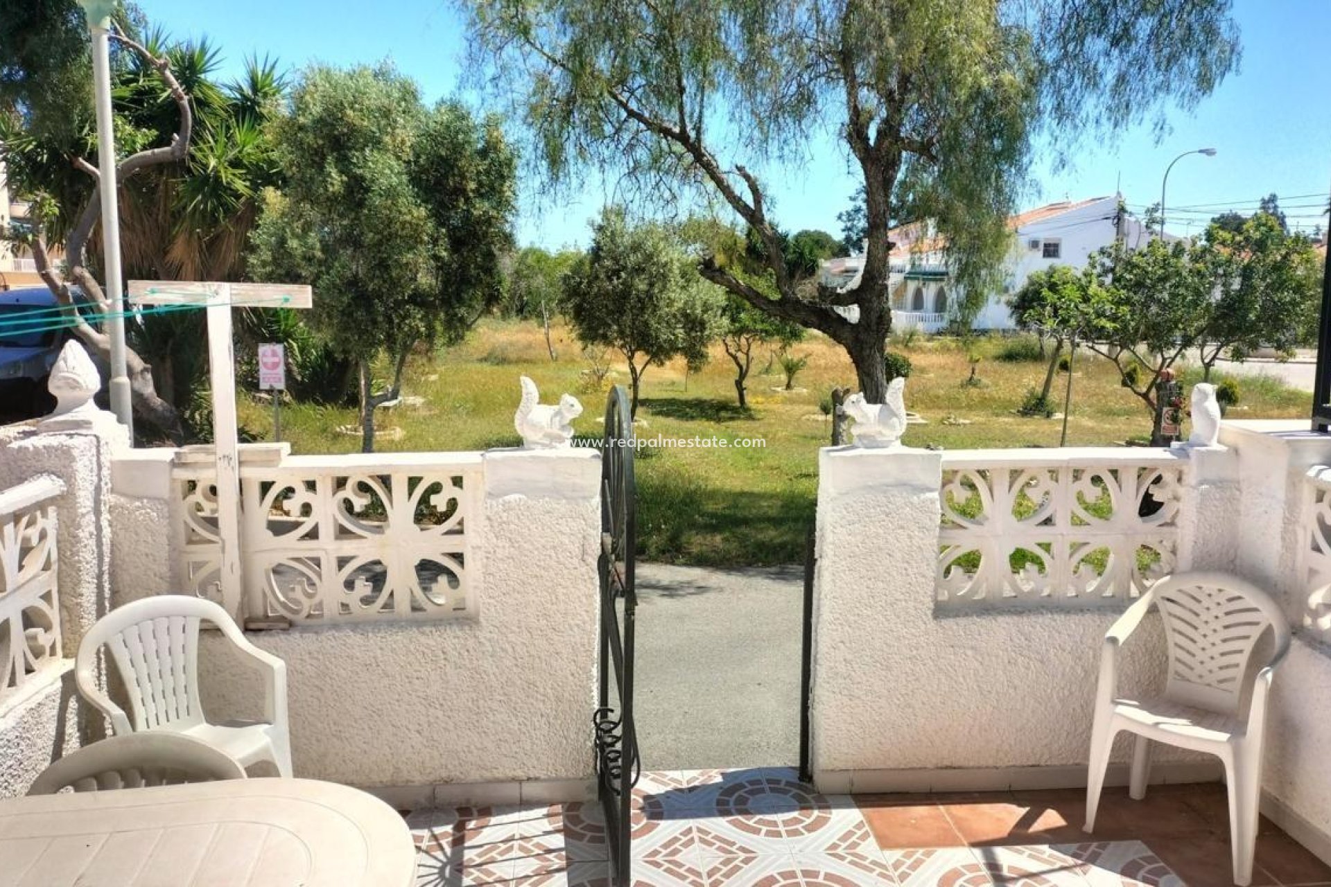 Resale - Bungalow -
Torrevieja - La Siesta - El Salado - Torreta