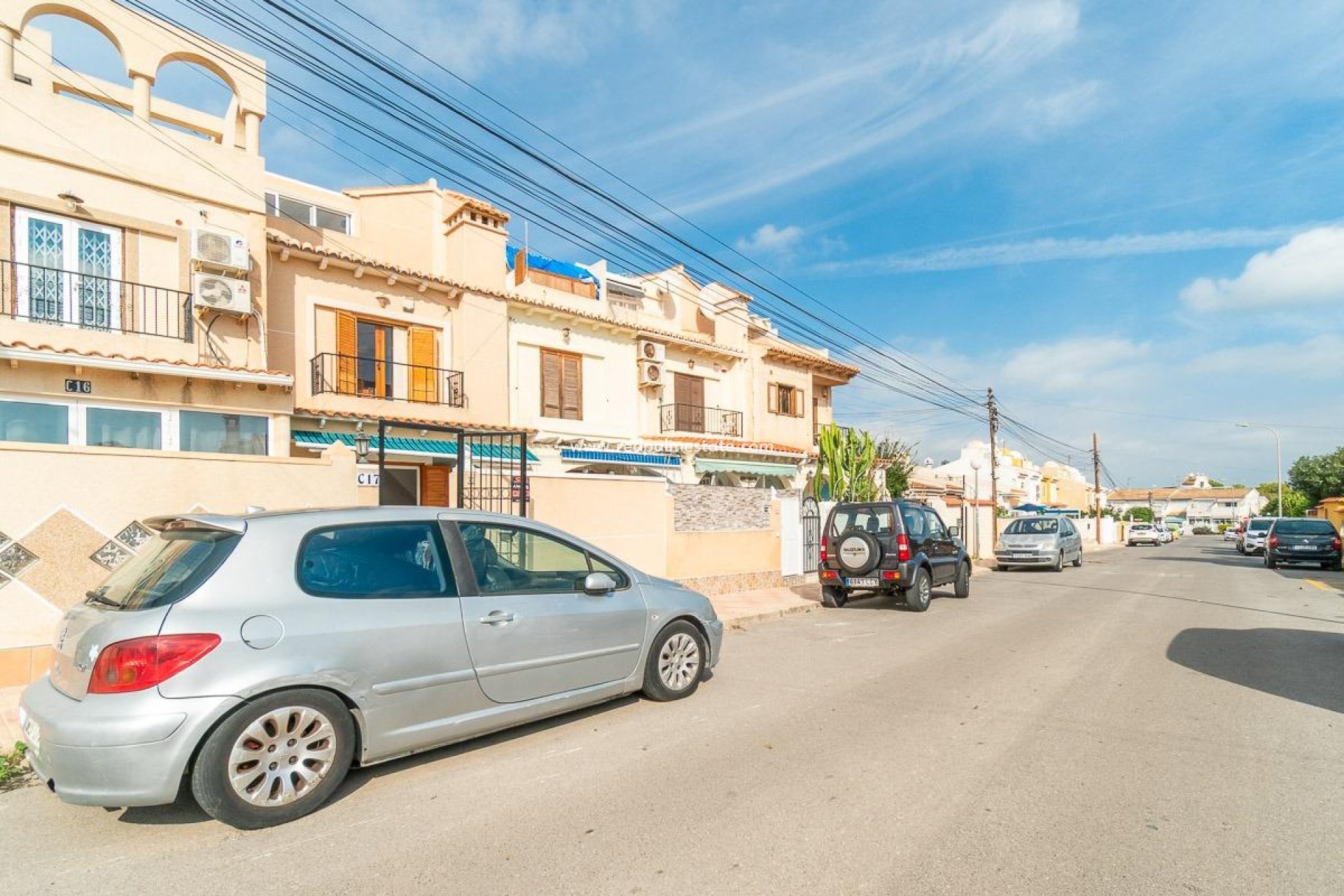 Resale - Bungalow -
Torrevieja - La Siesta - El Salado - Torreta