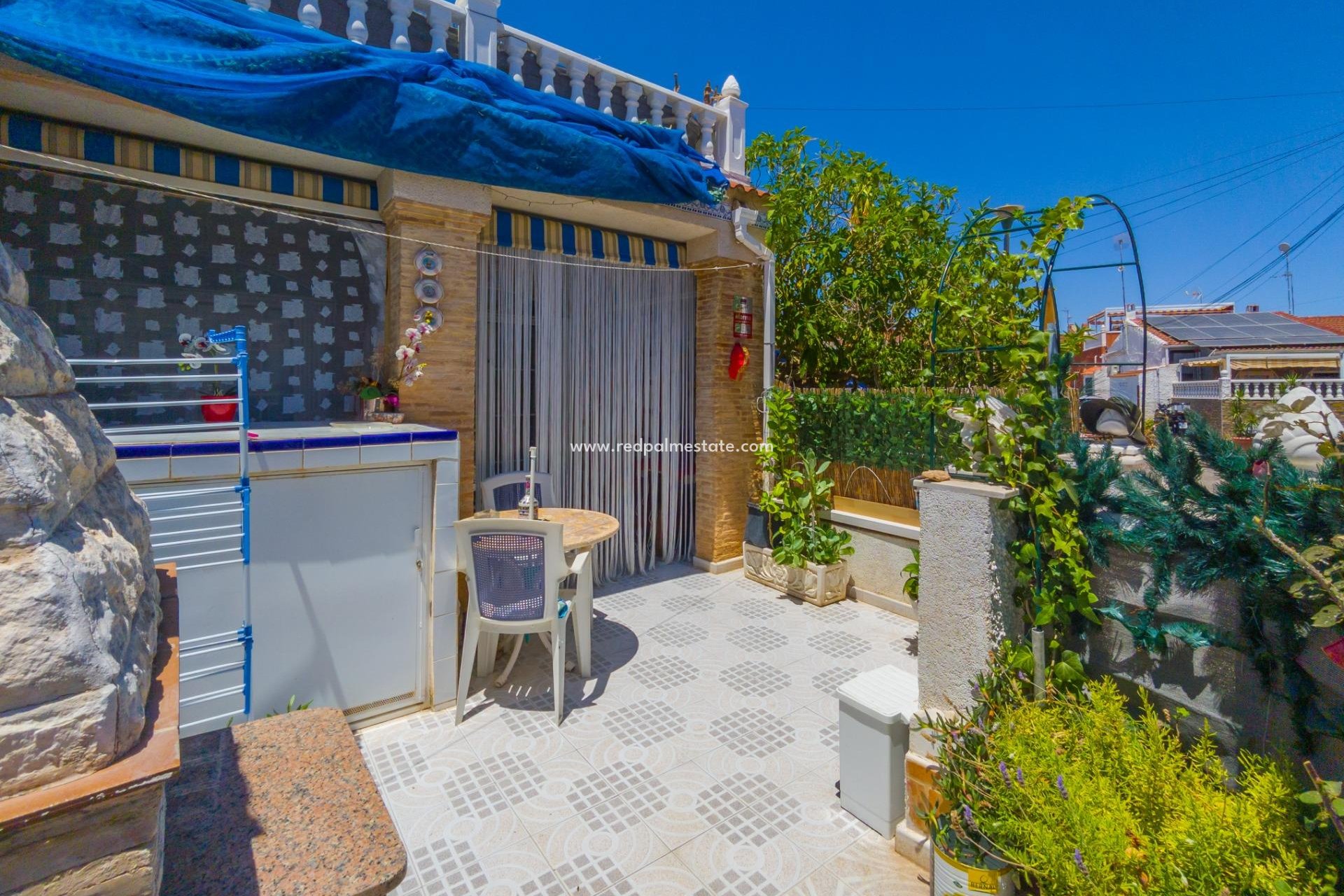 Resale - Bungalow -
Torrevieja - La Siesta - El Salado - Torreta
