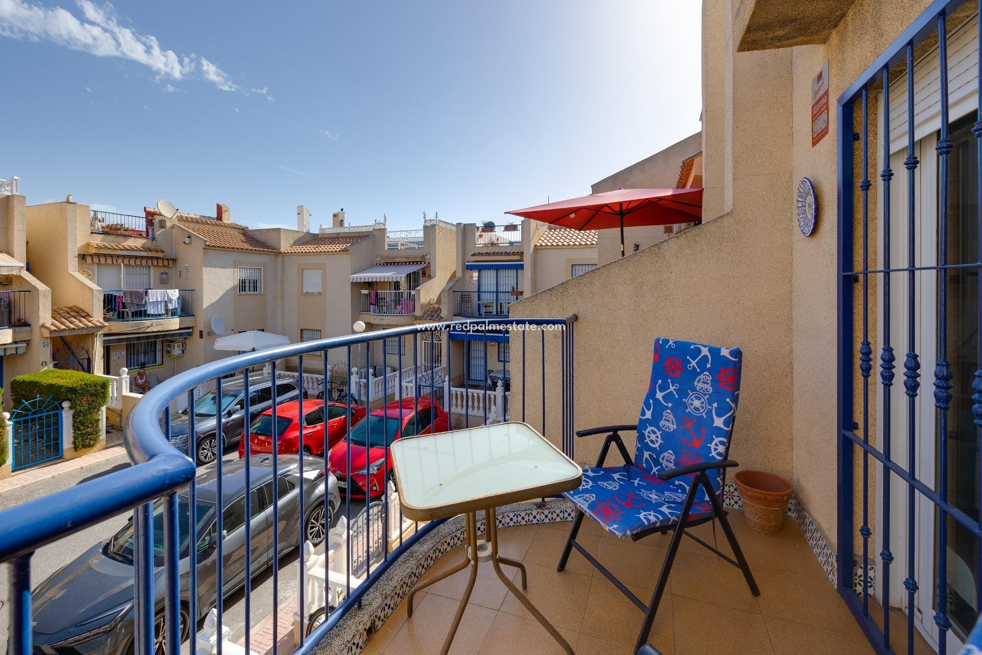 Resale - Bungalow -
Torrevieja - La Siesta - El Salado - Torreta