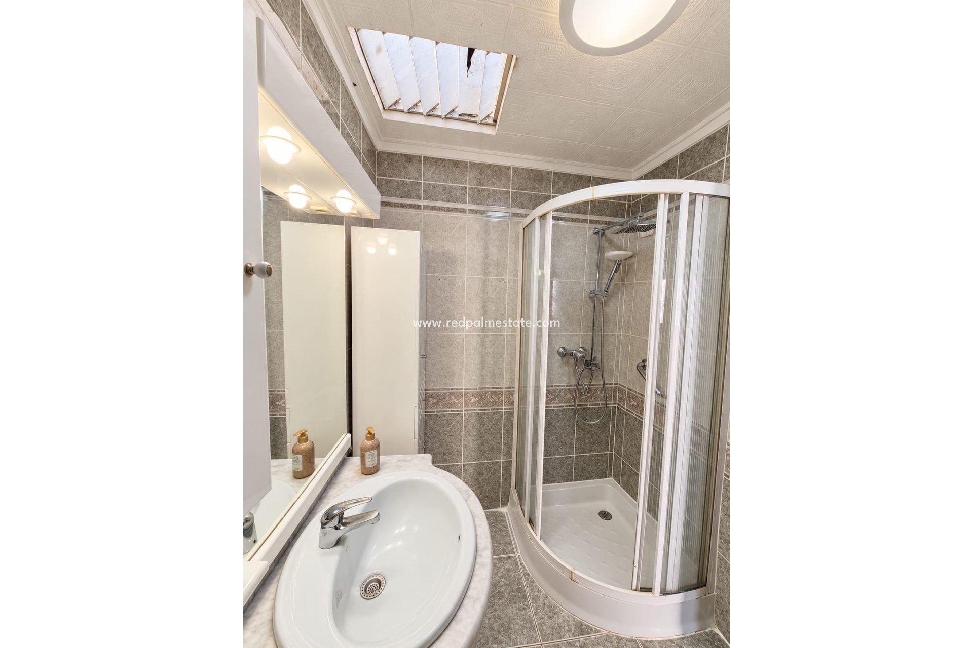 Resale - Bungalow -
Torrevieja - La Siesta - El Salado - Torreta