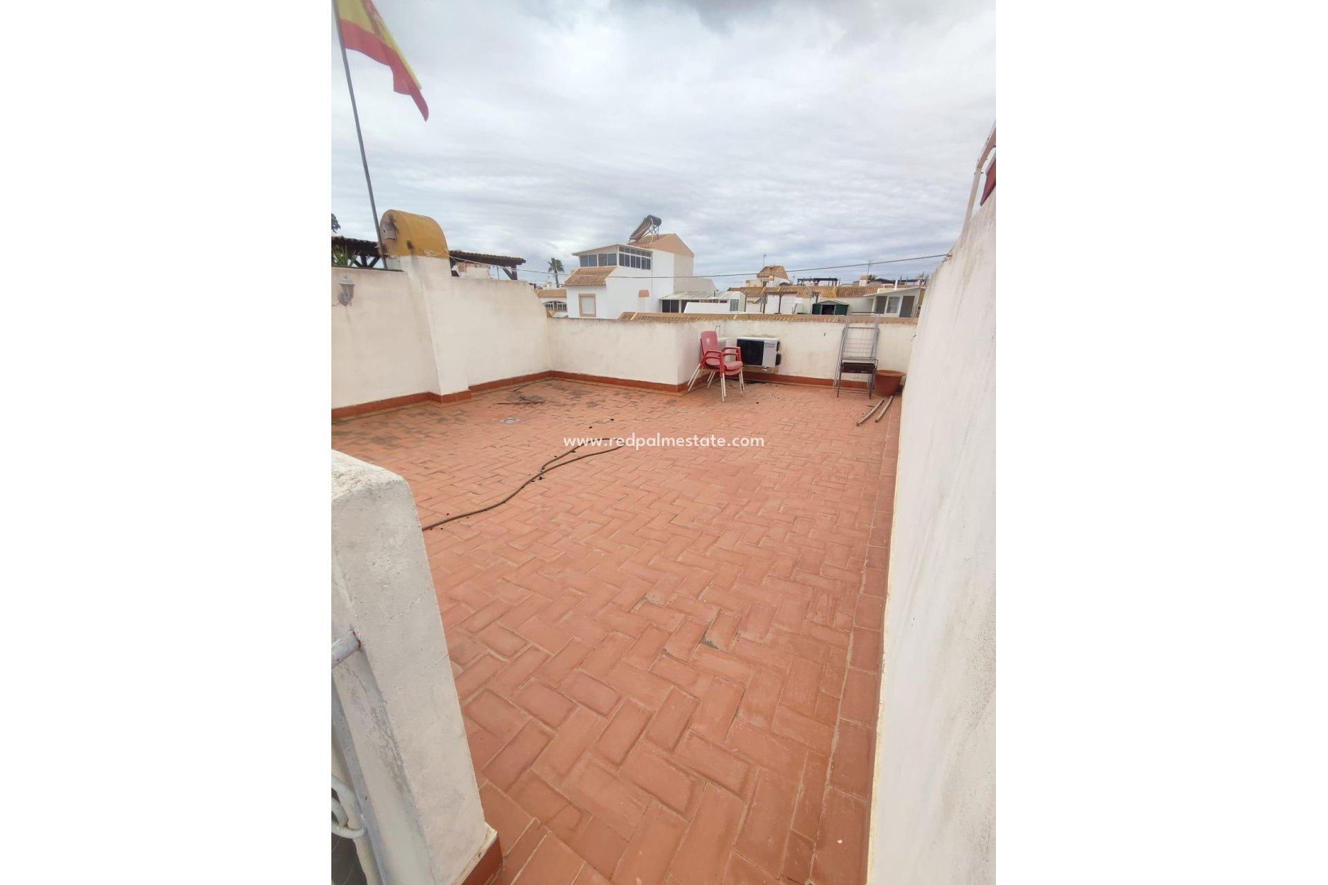 Resale - Bungalow -
Torrevieja - La Siesta - El Salado -  Torreta