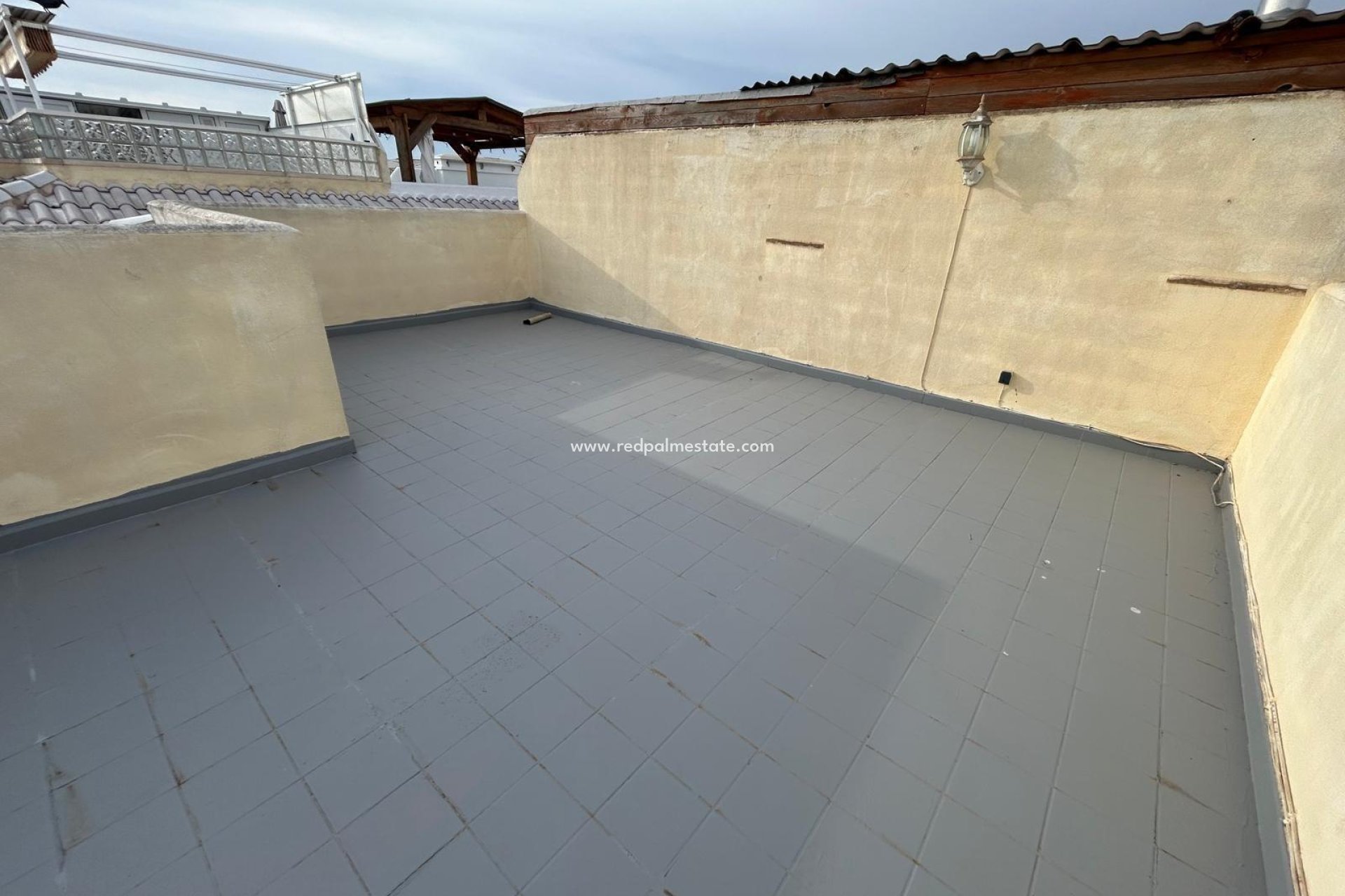 Resale - Bungalow -
Torrevieja - La Siesta - El Salado - Torreta