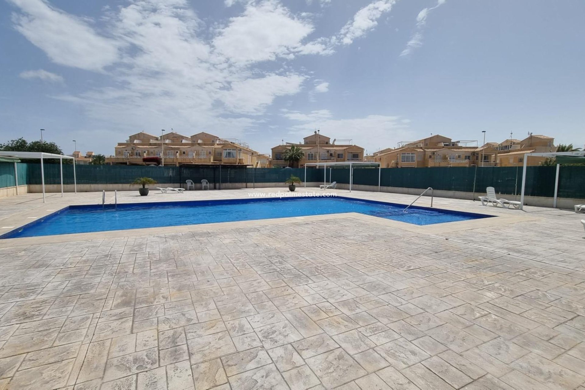 Resale - Bungalow -
Torrevieja - La Siesta - El Salado -  Torreta