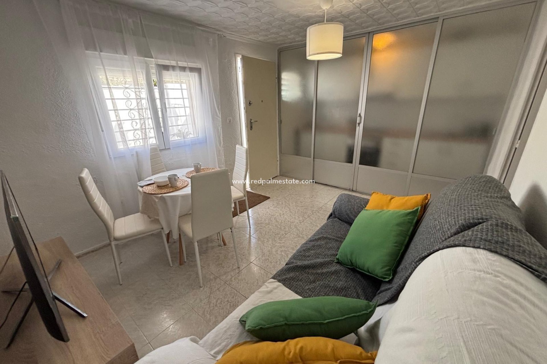 Resale - Bungalow -
Torrevieja - La Siesta - El Salado -  Torreta